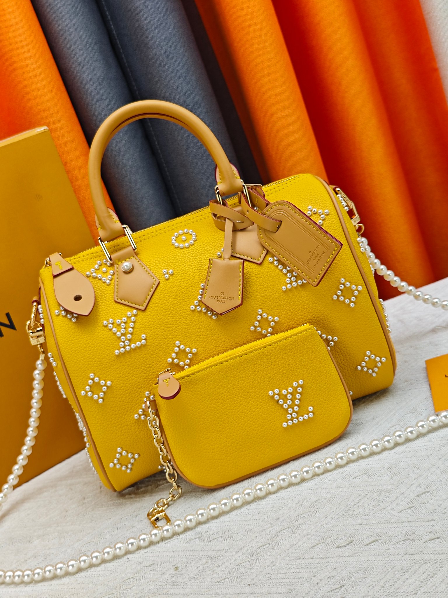 Cheap Louis Vuitton AAA Quality Handbags in 227052, $105 USD- [IB227052] - Replica Louis Vuitton AAA Quality Handbags