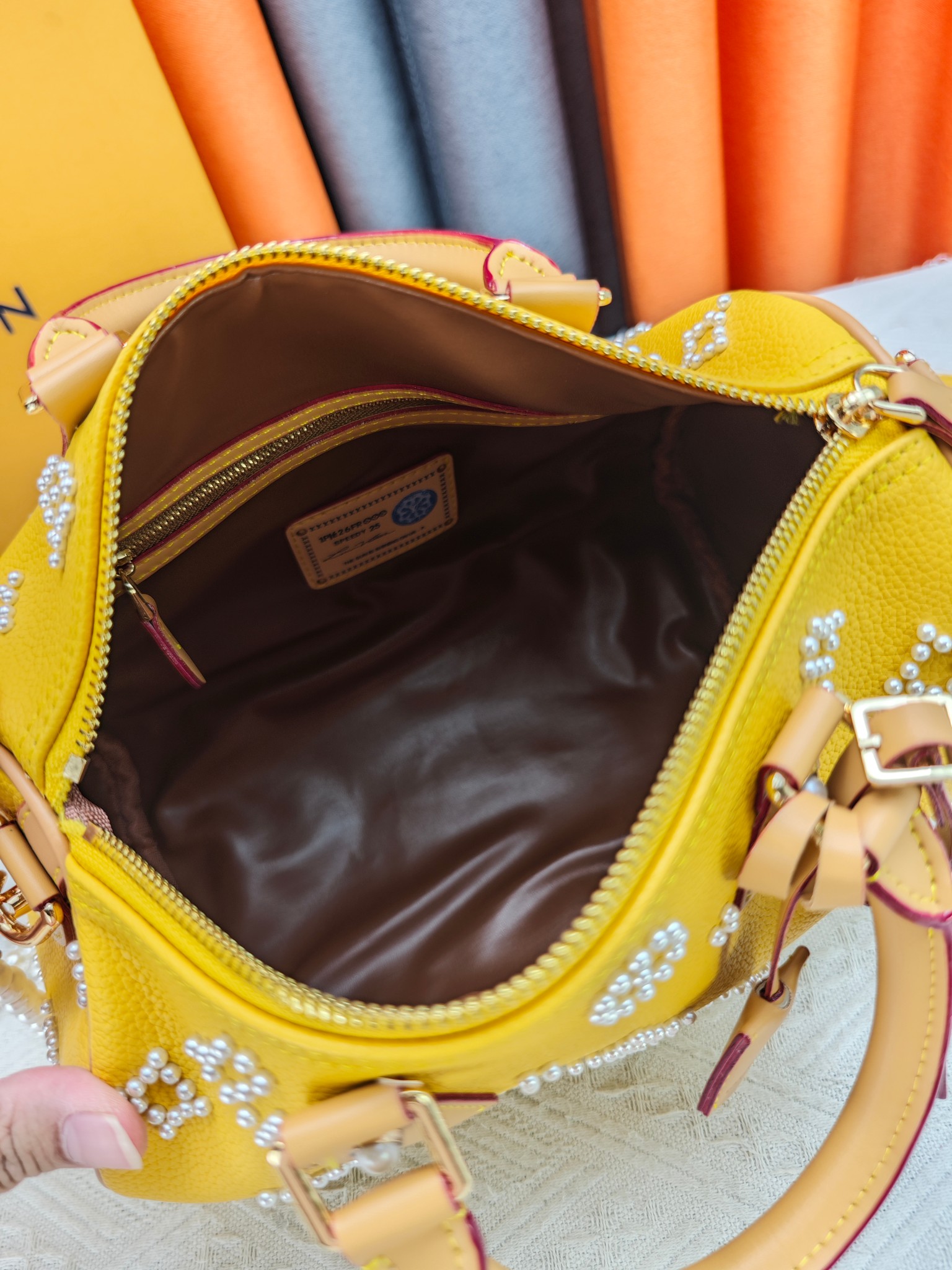 Cheap Louis Vuitton AAA Quality Handbags in 227052, $105 USD- [IB227052] - Replica Louis Vuitton AAA Quality Handbags
