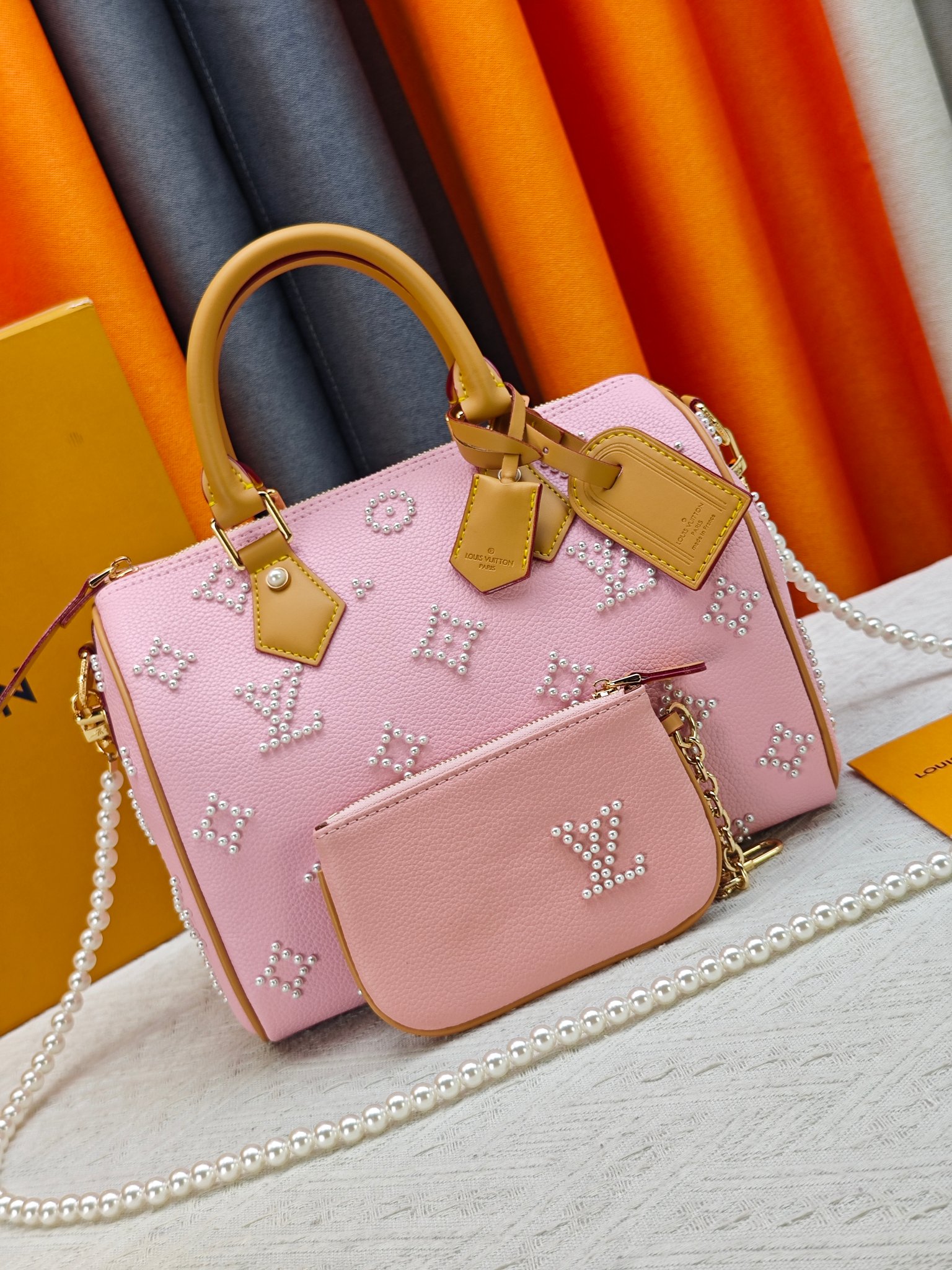 Cheap Louis Vuitton AAA Quality Handbags in 227053, $105 USD- [IB227053] - Replica Louis Vuitton AAA Quality Handbags