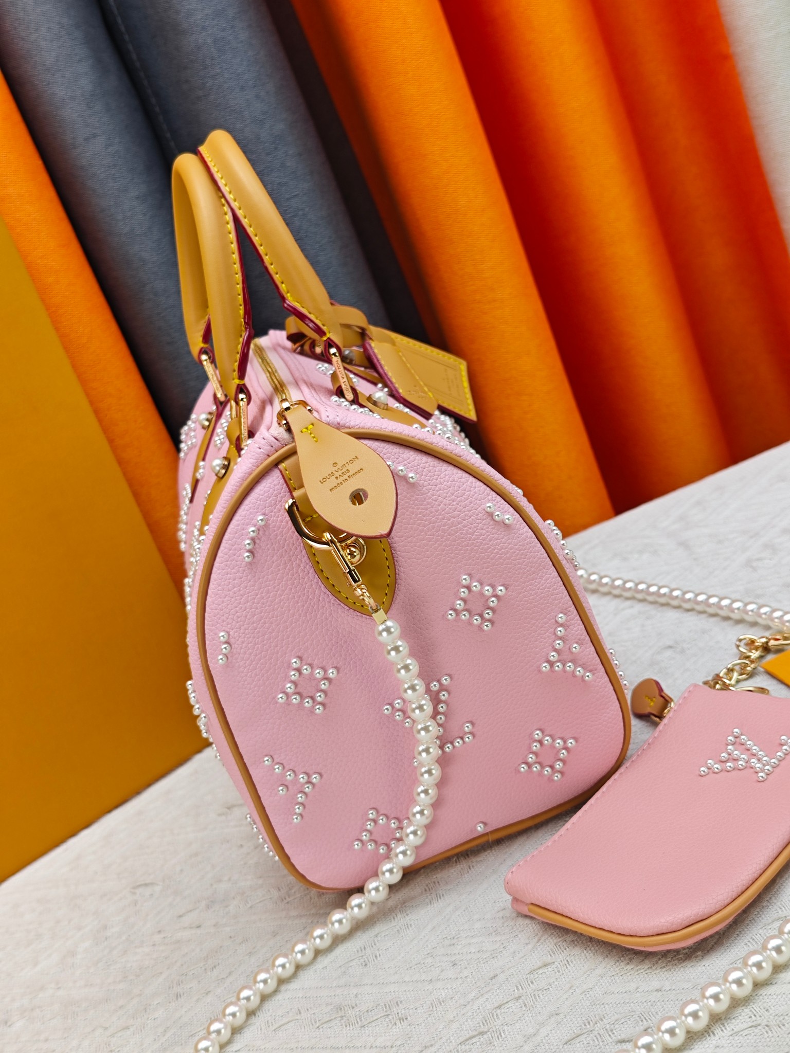 Cheap Louis Vuitton AAA Quality Handbags in 227053, $105 USD- [IB227053] - Replica Louis Vuitton AAA Quality Handbags