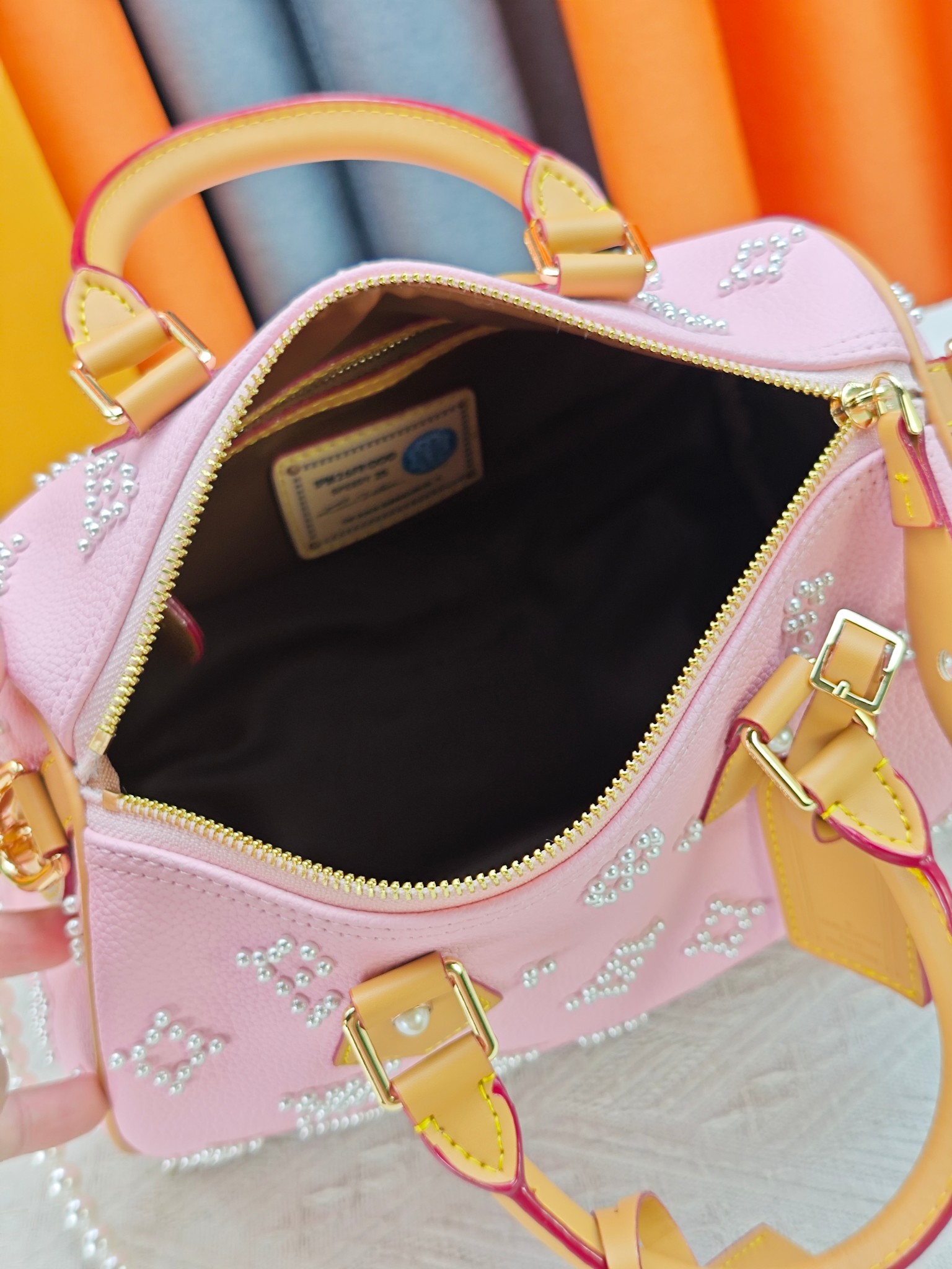 Cheap Louis Vuitton AAA Quality Handbags in 227053, $105 USD- [IB227053] - Replica Louis Vuitton AAA Quality Handbags