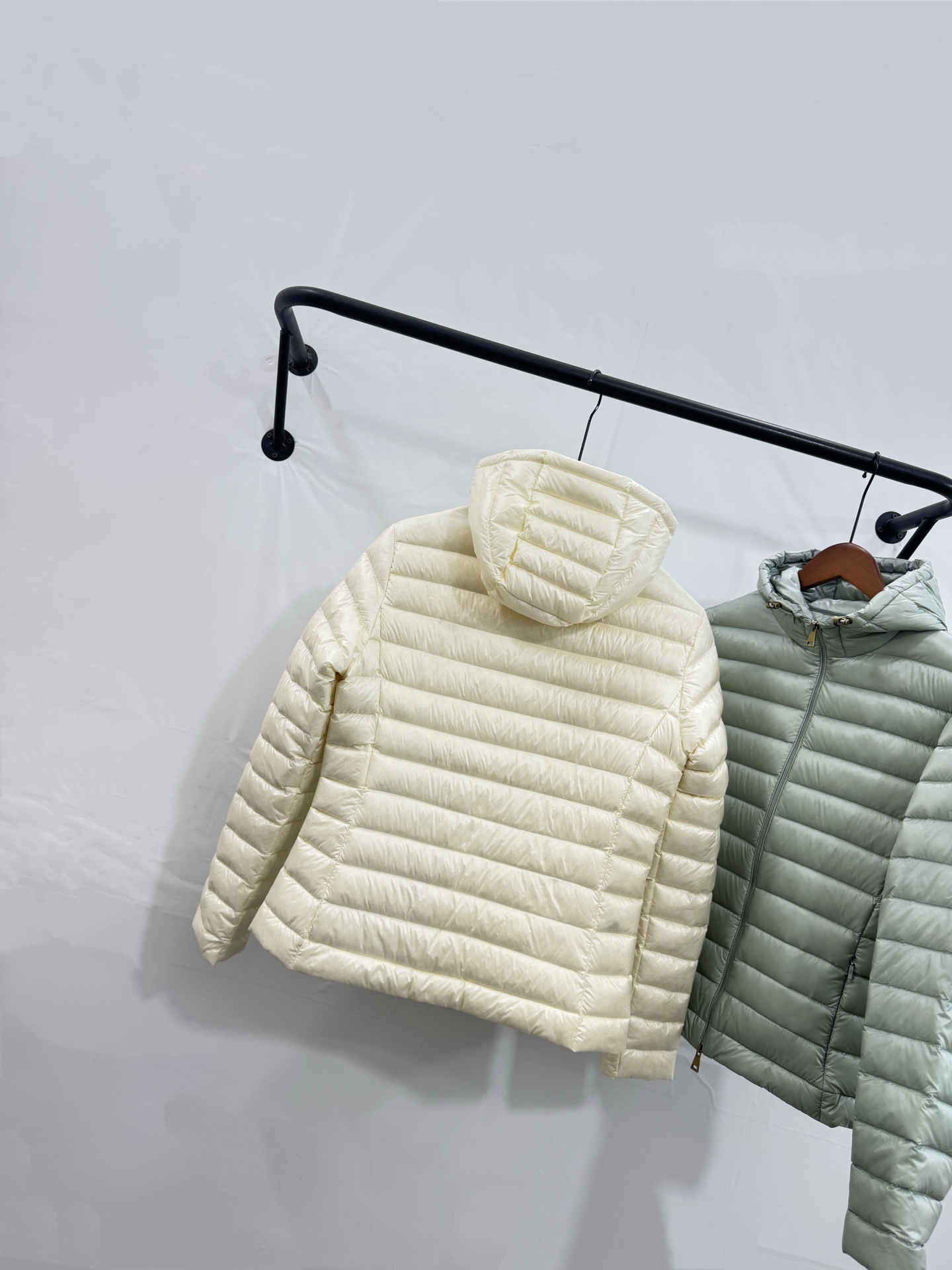 Cheap Moncle Thick Coats For Women in 227113, $130 USD- [IB227113] - Replica Moncle Thick Coats For Women
