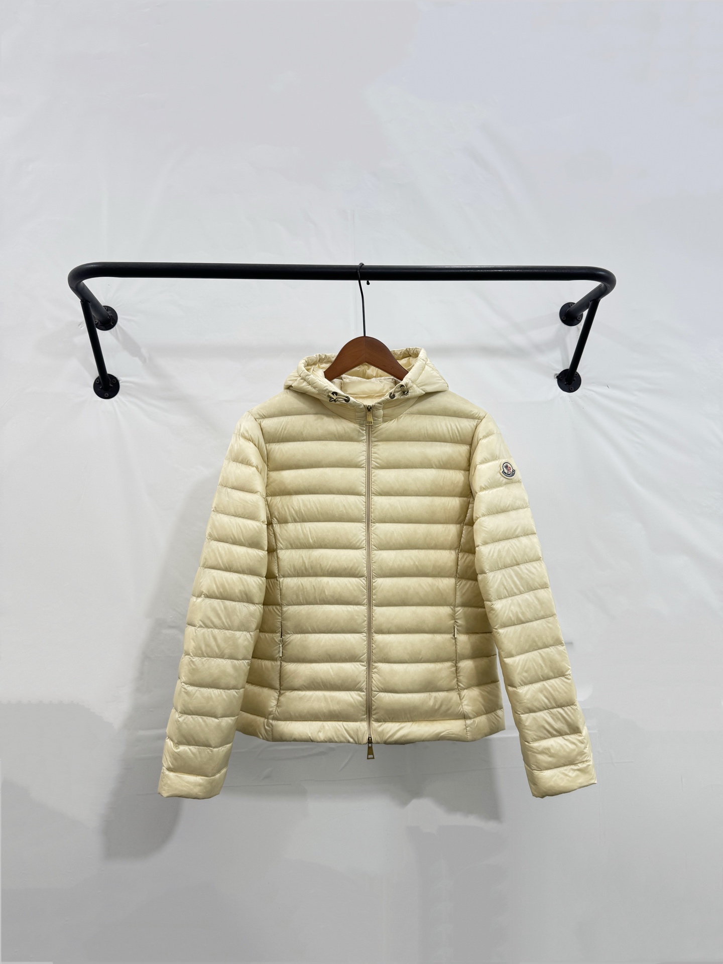Cheap Moncle Thick Coats For Women in 227116, $130 USD- [IB227116] - Replica Moncle Thick Coats For Women