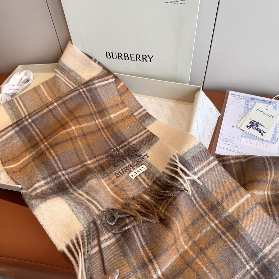 Cheap Burberry Socks in 227133, $55 USD- [IB227133] - Replica Burberry Socks