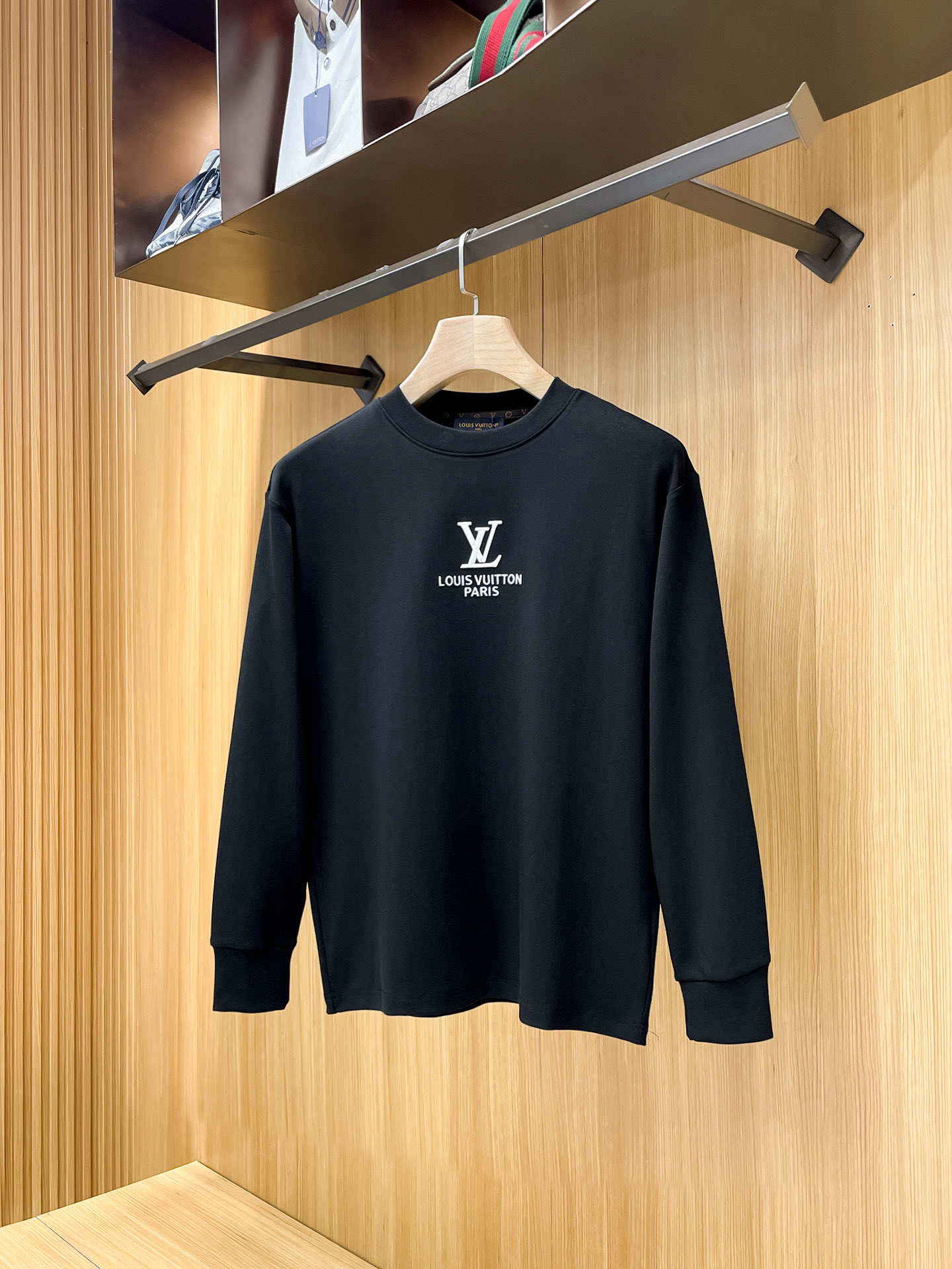 Cheap Louis Vuitton Long-Sleeved T-shirts for Men in 227368, $75 USD- [IB227368] - Replica Louis Vuitton Long-Sleeved T-shirts for Men