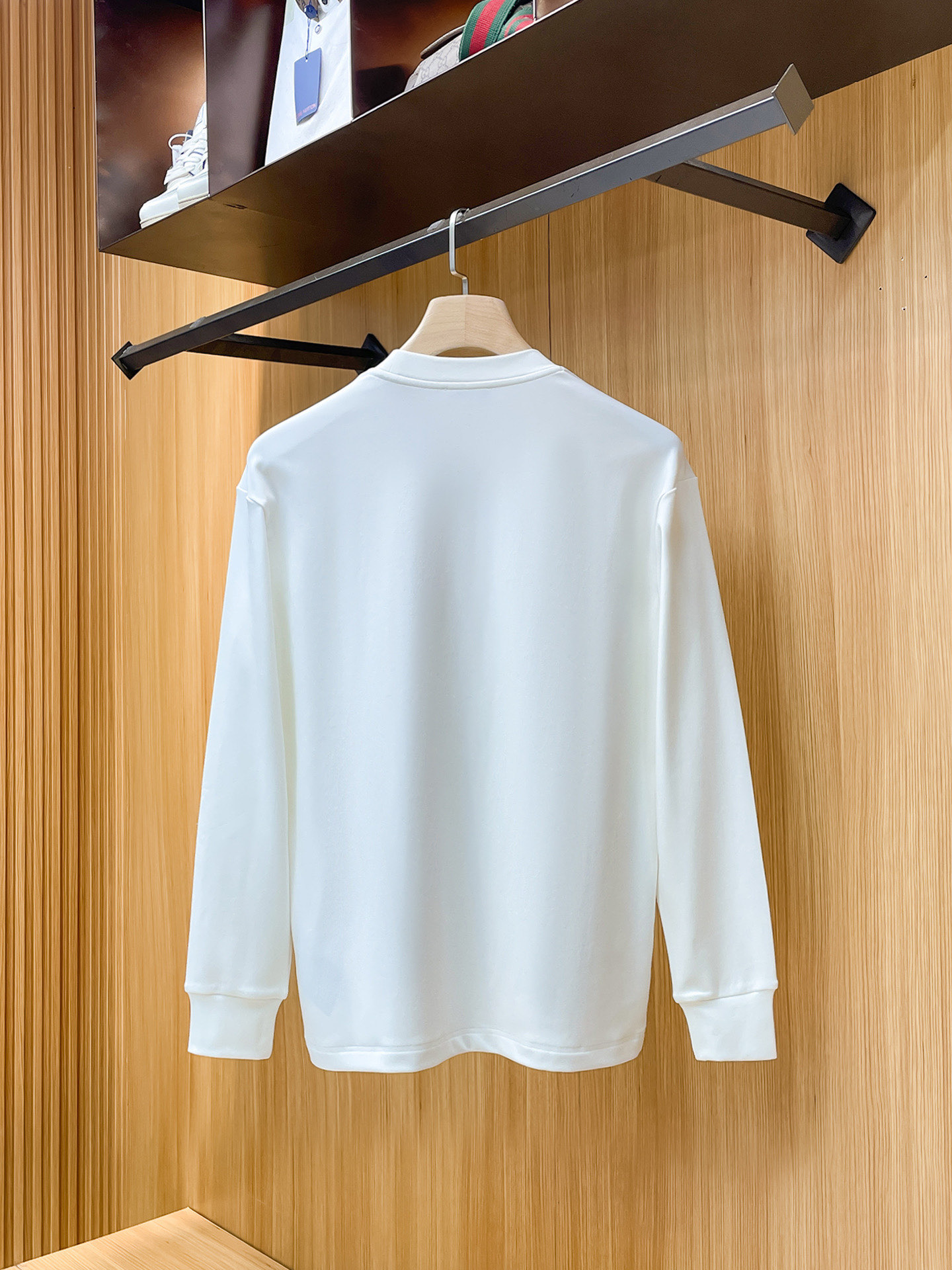 Cheap Gucci Long-Sleeved T-shirts for Men in 227369, $75 USD- [IB227369] - Replica Gucci Long-Sleeved T-shirts for Men