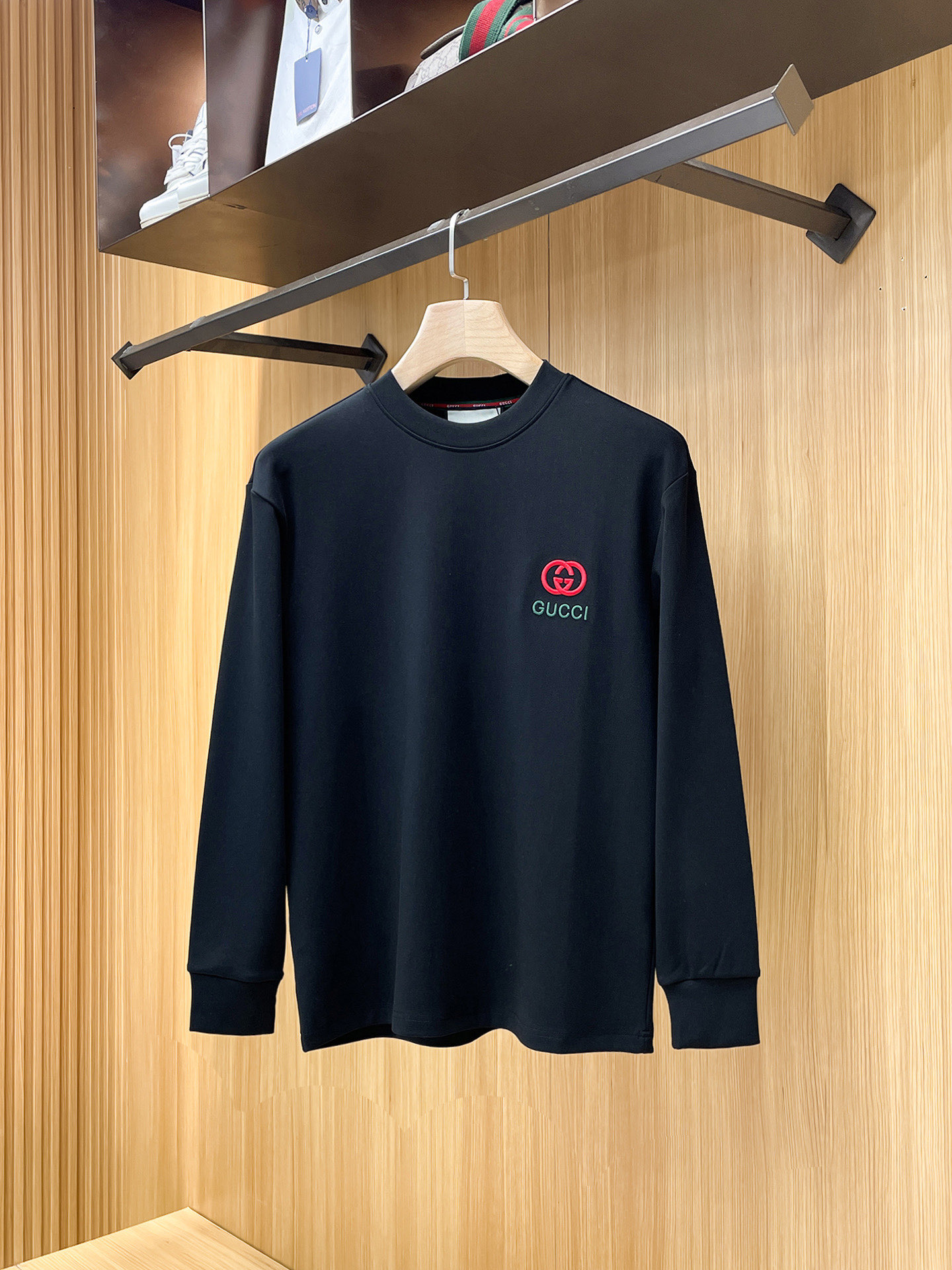 Cheap Gucci Long-Sleeved T-shirts for Men in 227370, $75 USD- [IB227370] - Replica Gucci Long-Sleeved T-shirts for Men