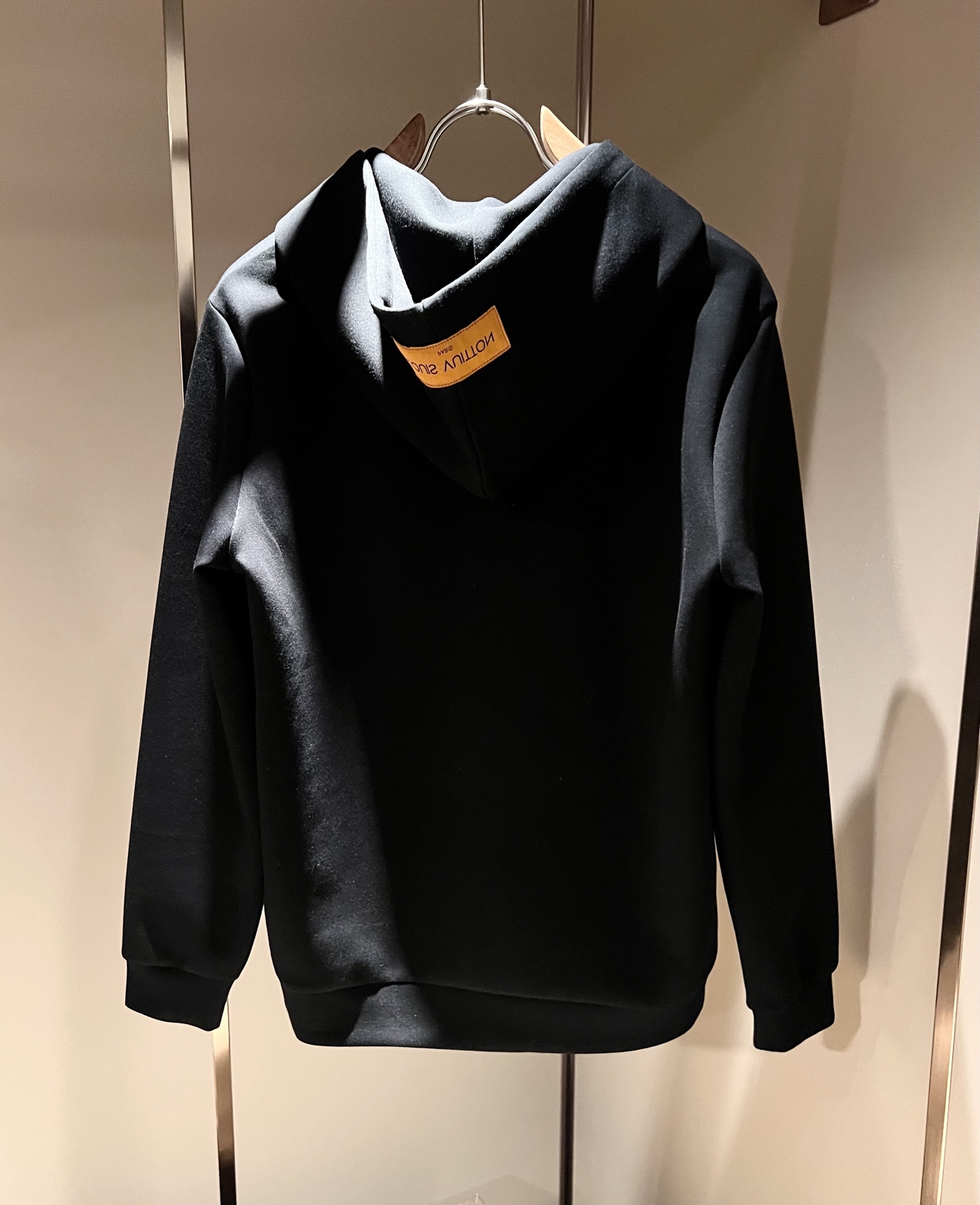 Cheap Louis Vuitton Tracksuits for Men in 227378, $135 USD- [IB227378] - Replica Louis Vuitton Tracksuits for Men