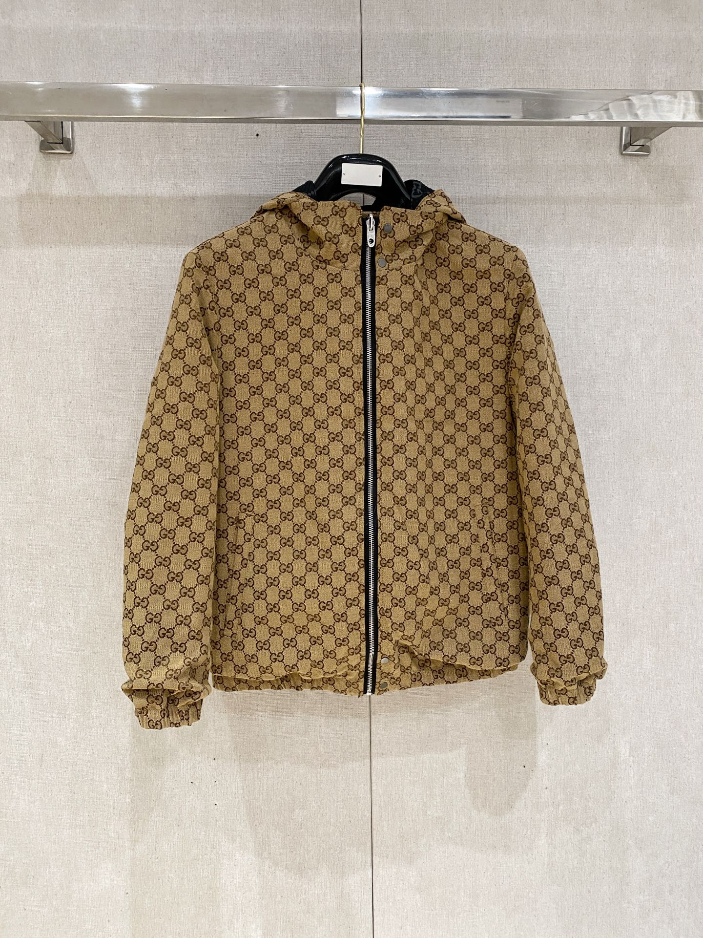 Cheap Gucci Thin Jackets For Men in 227410, $165 USD- [IB227410] - Replica Gucci Thin Jackets For Men