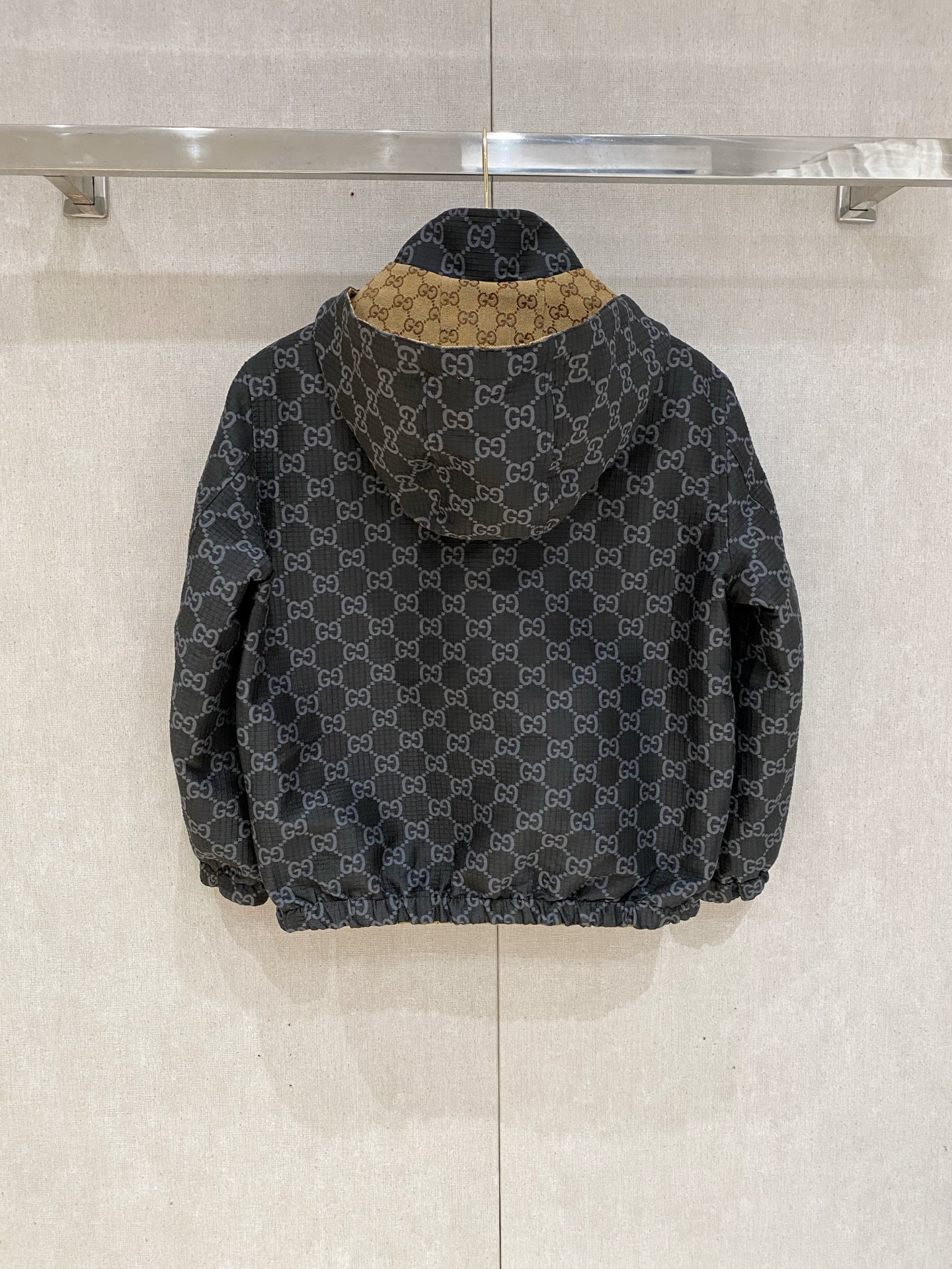 Cheap Gucci Thin Jackets For Men in 227410, $165 USD- [IB227410] - Replica Gucci Thin Jackets For Men
