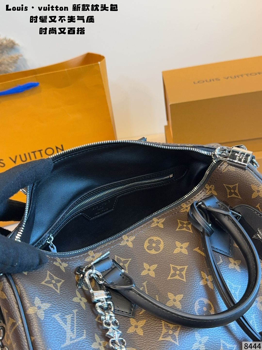 Cheap Louis Vuitton AAA Quality Handbags in 227456, $125 USD- [IB227456] - Replica Louis Vuitton AAA Quality Handbags