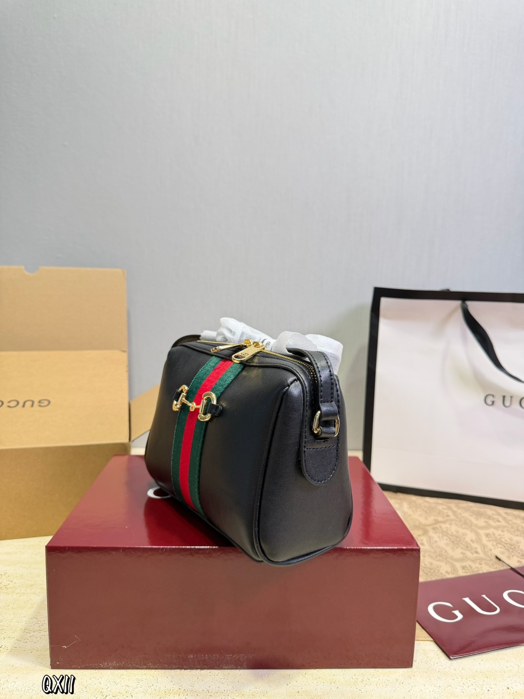Cheap Gucci AAA Quality Handbags in 227482, $70 USD- [IB227482] - Replica Gucci AAA Quality Handbags