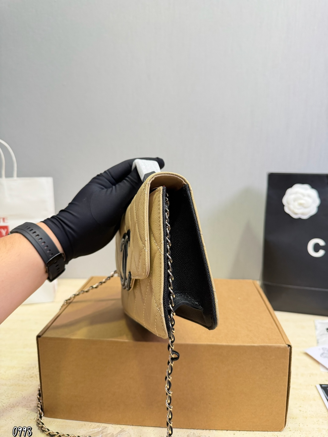 Cheap Chanel AAA quality Handbags in 227485, $105 USD- [IB227485] - Replica Chanel AAA quality Handbags