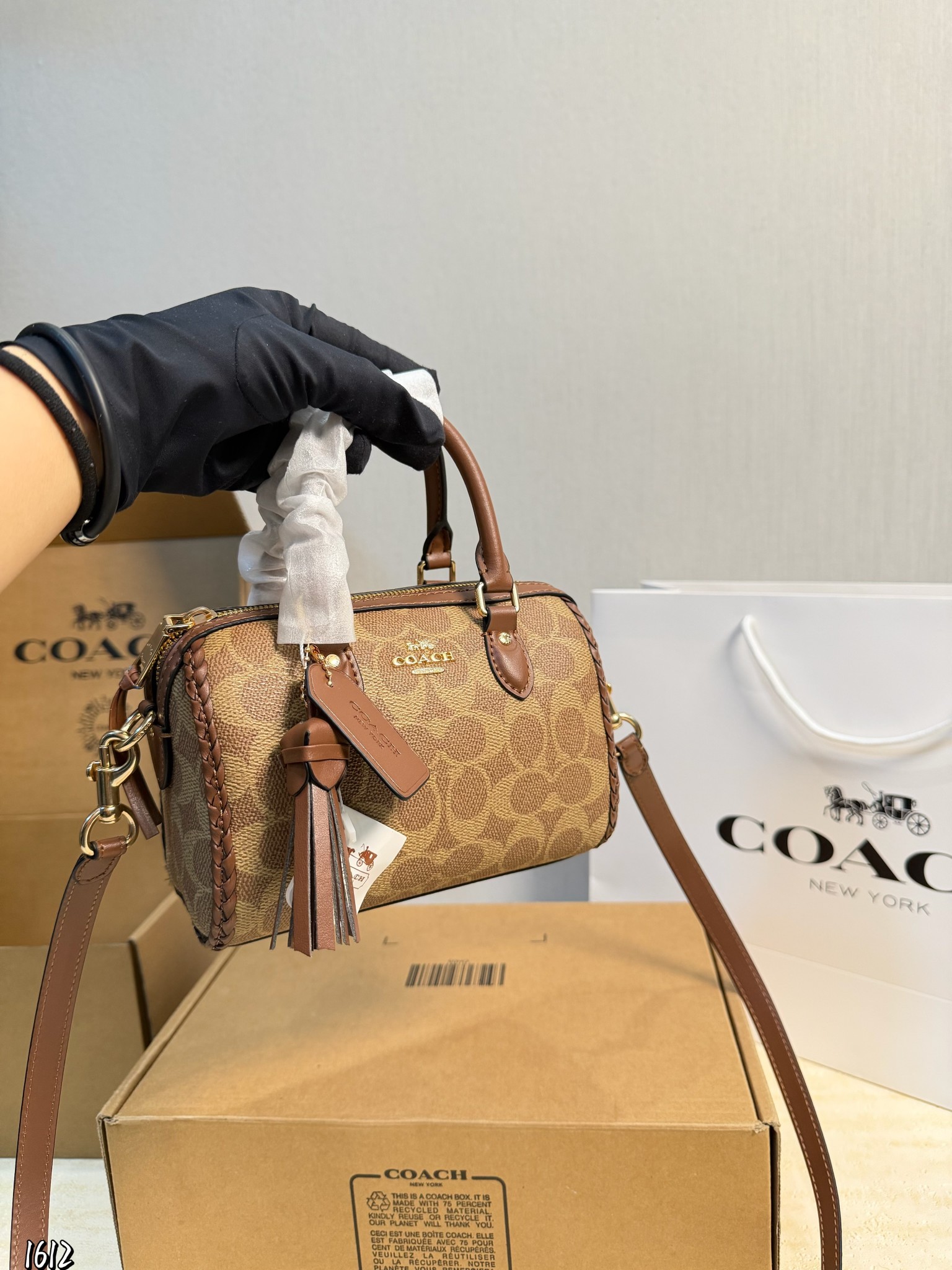 Cheap Coach Cross Bags in 227518, $90 USD- [IB227518] - Replica Coach Cross Bags