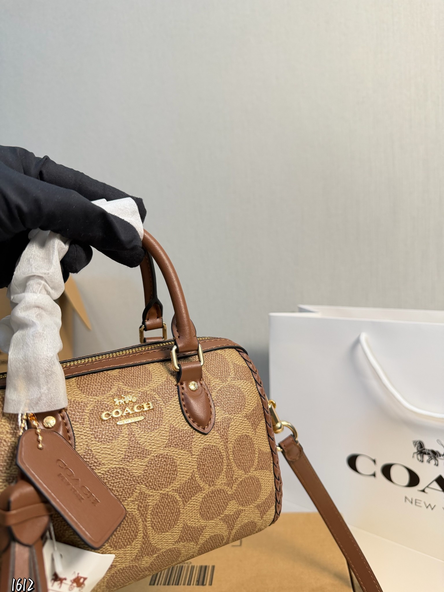 Cheap Coach Cross Bags in 227518, $90 USD- [IB227518] - Replica Coach Cross Bags