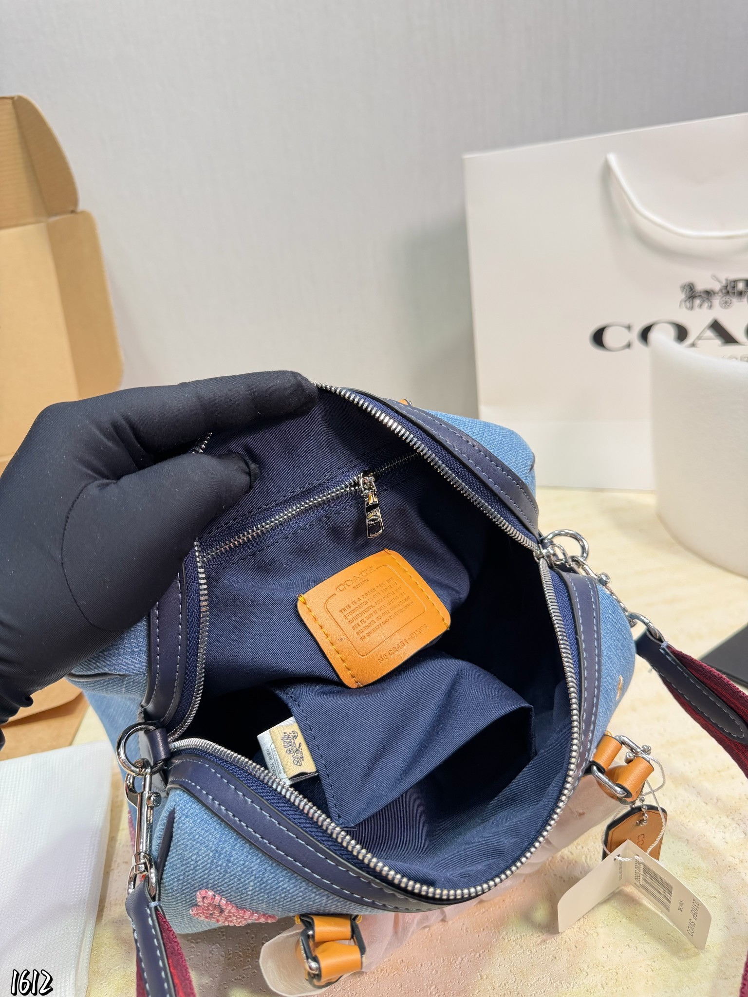 Cheap Coach Cross Bags in 227519, $90 USD- [IB227519] - Replica Coach Cross Bags
