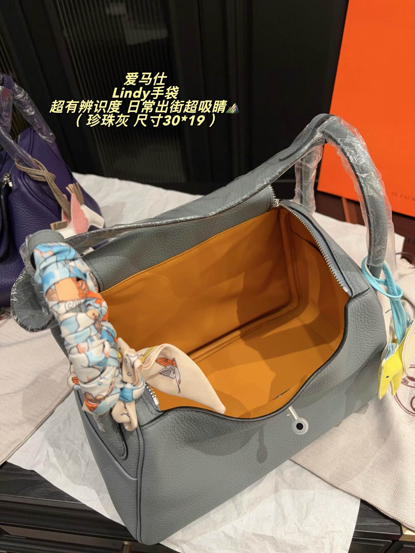 Cheap Hermes  AAA Quality Handbags in 227533, $150 USD- [IB227533] - Replica Hermes  AAA Quality Handbags