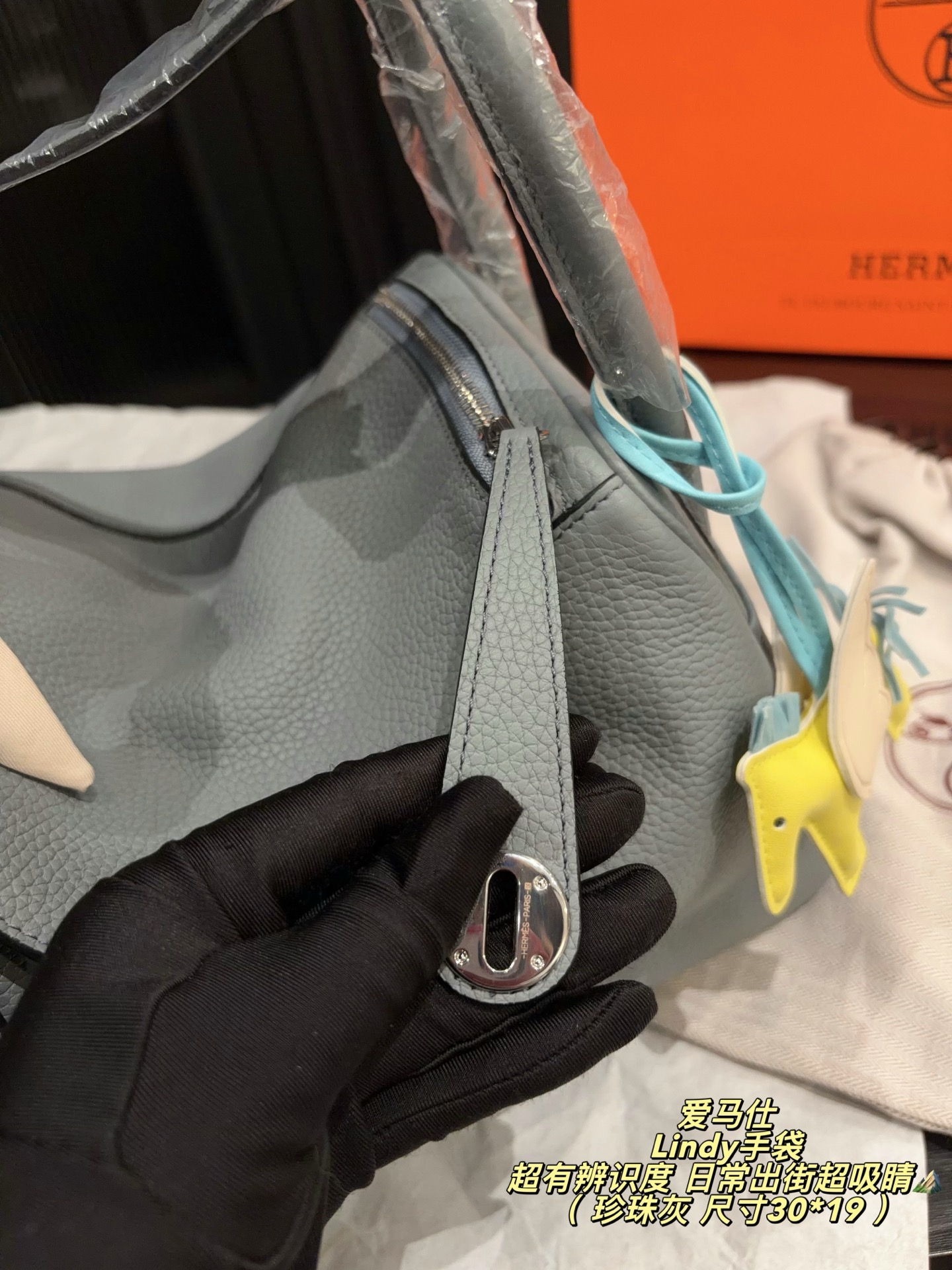 Cheap Hermes  AAA Quality Handbags in 227533, $150 USD- [IB227533] - Replica Hermes  AAA Quality Handbags