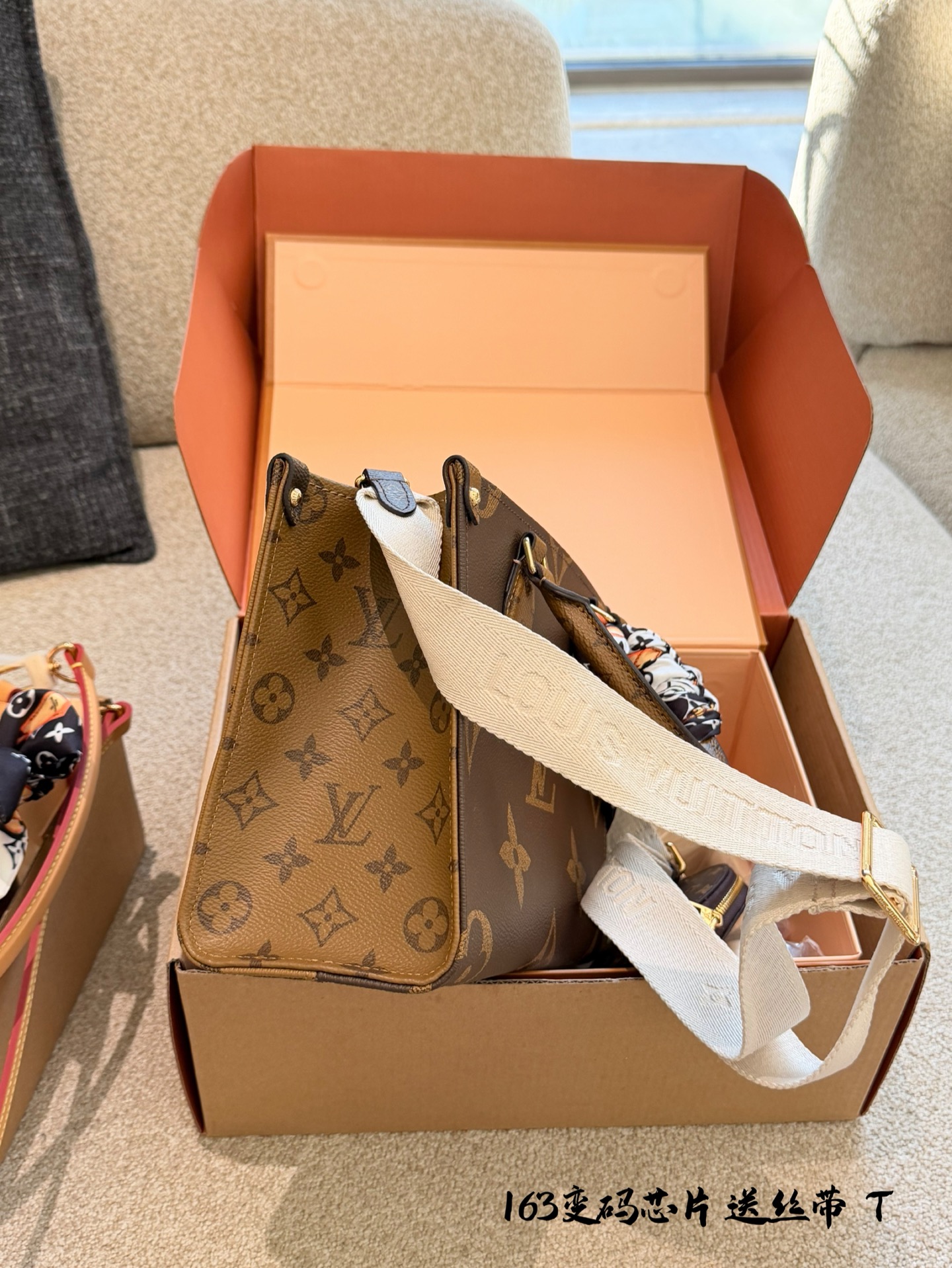 Cheap Louis Vuitton AAA Mini Shoulder Bags in 227555, $95 USD- [IB227555] - Replica Louis Vuitton AAA Mini Shoulder Bags