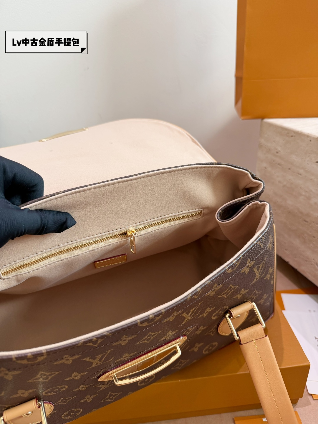 Cheap Louis Vuitton AAA Quality Handbags in 227589, $95 USD- [IB227589] - Replica Louis Vuitton AAA Quality Handbags