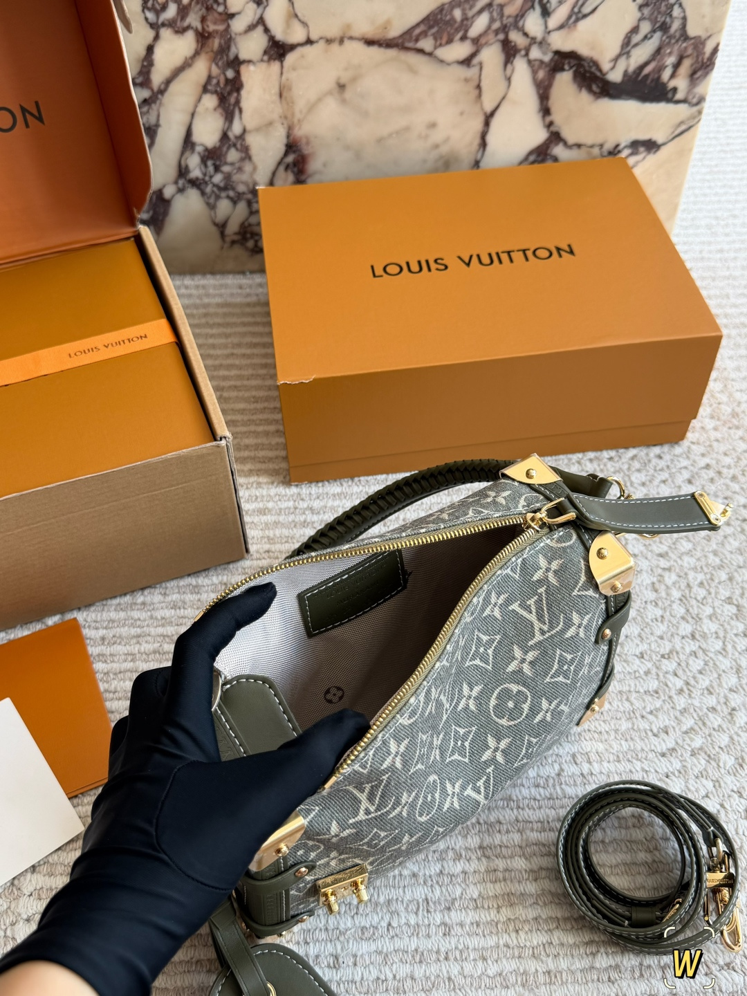 Cheap Louis Vuitton AAA Quality Handbags in 227604, $90 USD- [IB227604] - Replica Louis Vuitton AAA Quality Handbags
