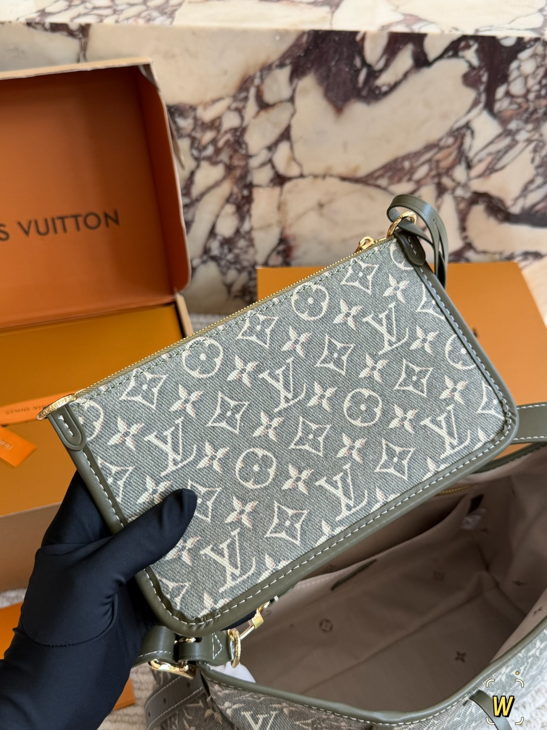 Cheap Louis Vuitton AAA Quality Handbags in 227606, $95 USD- [IB227606] - Replica Louis Vuitton AAA Quality Handbags