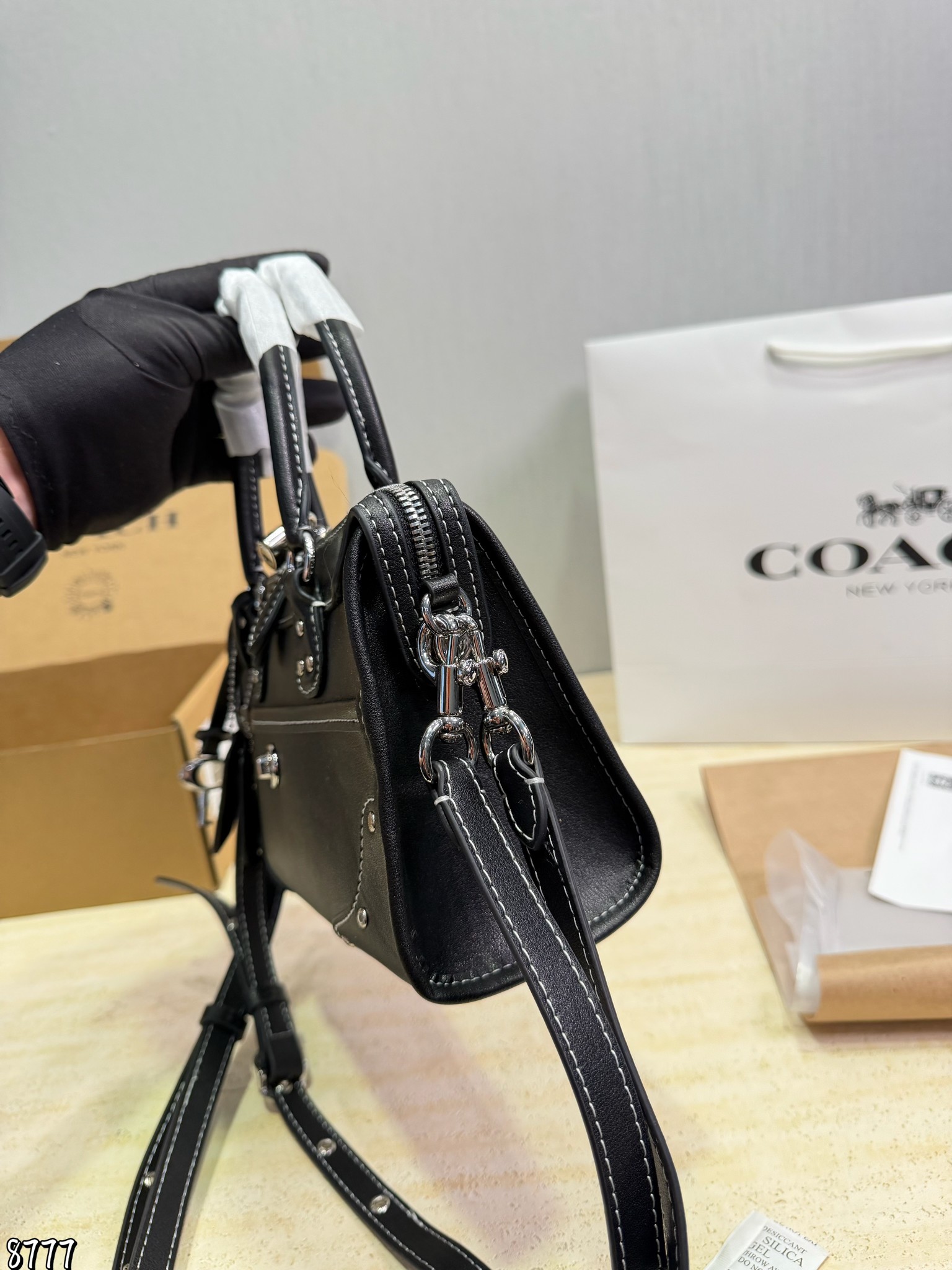 Cheap Coach Cross Bags in 227618, $80 USD- [IB227618] - Replica Coach Cross Bags