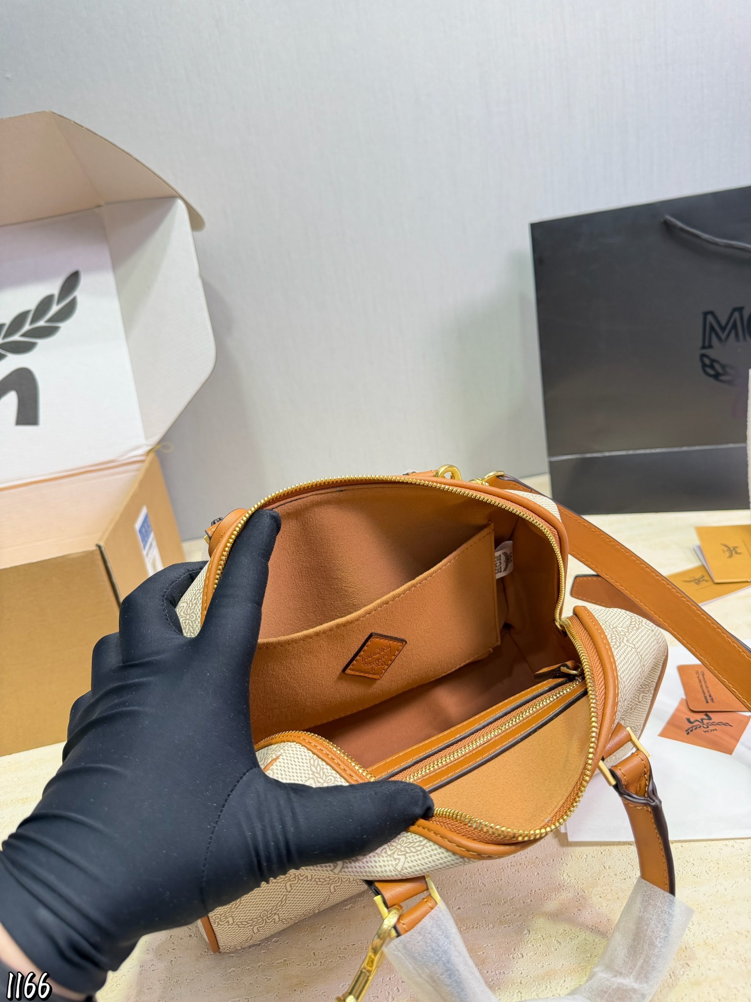 Cheap MCM aaa quality Handbags in 227623, $75 USD- [IB227623] - Replica MCM aaa quality Handbags