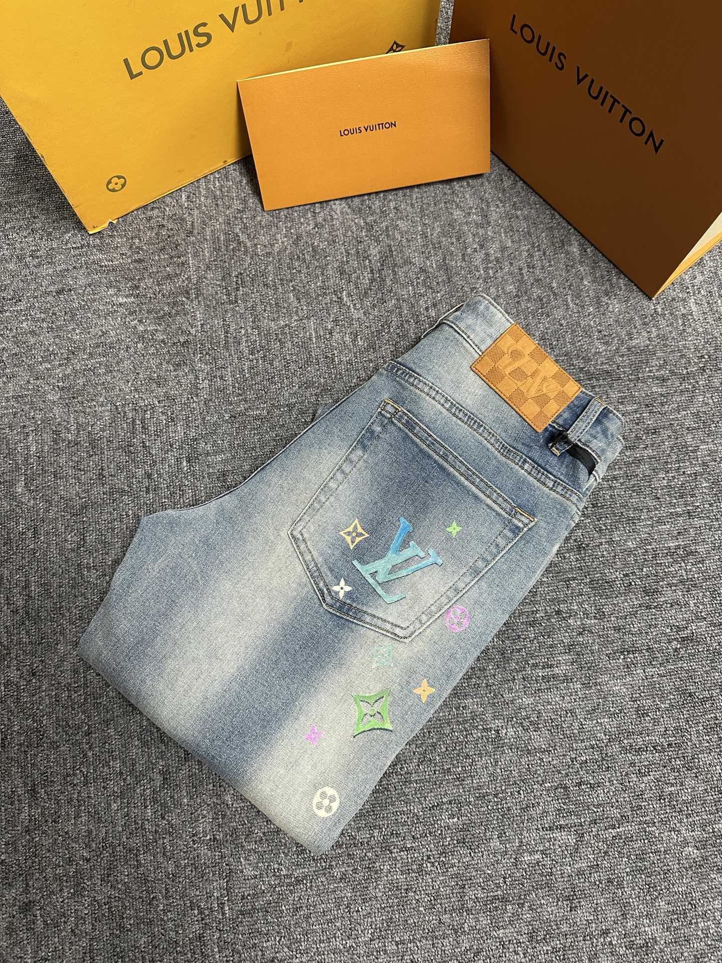 Cheap Louis Vuitton Jeans for Men in 227634, $155 USD- [IB227634] - Replica Louis Vuitton Jeans for Men
