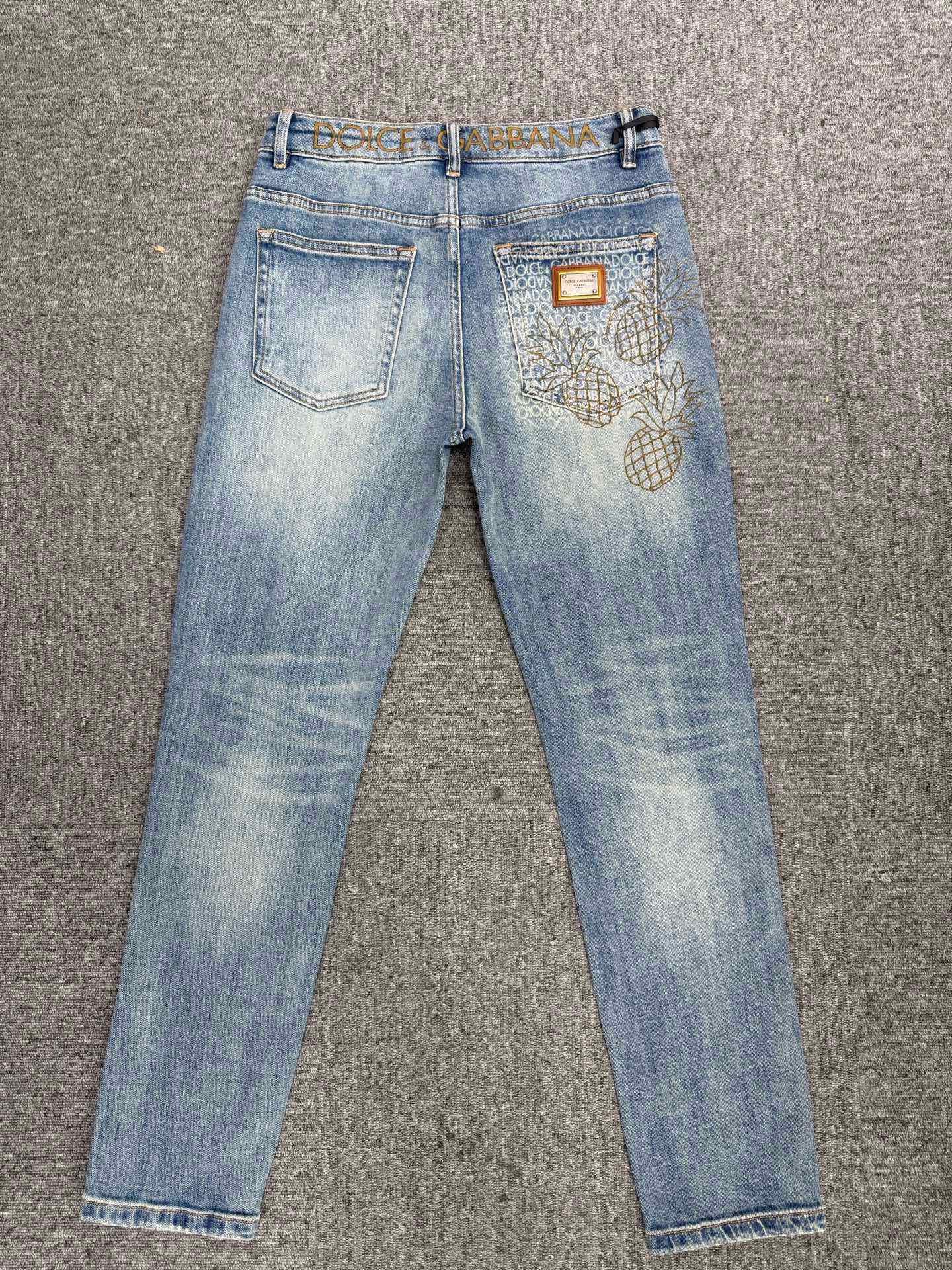 Cheap DG Jeans for Men in 227637, $145 USD- [IB227637] - Replica DG Jeans for Men