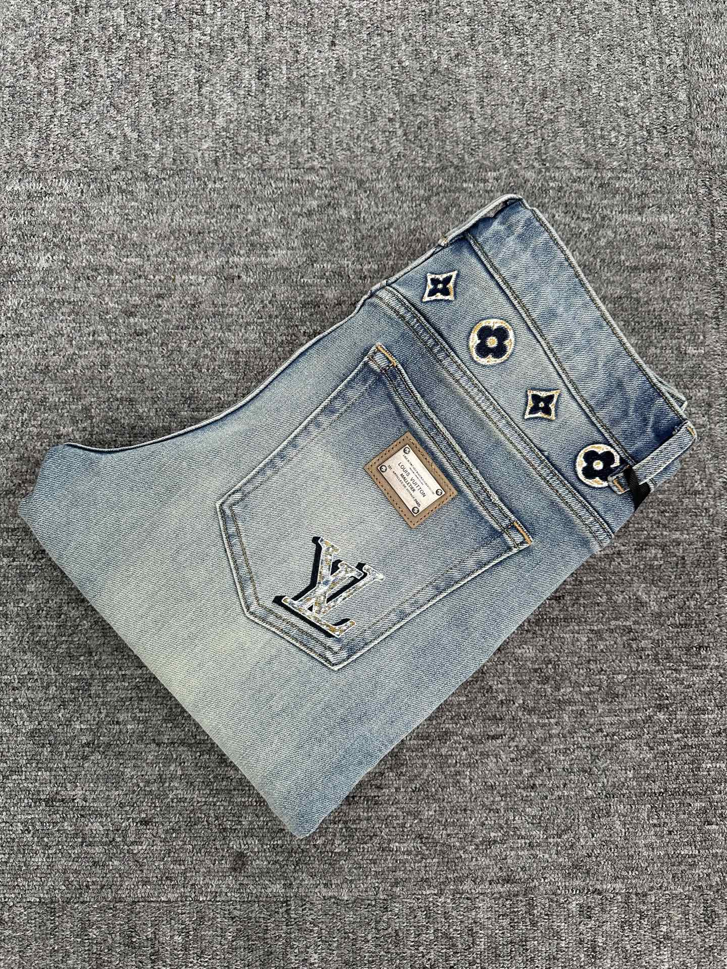 Cheap Louis Vuitton Jeans for Men in 227641, $140 USD- [IB227641] - Replica Louis Vuitton Jeans for Men