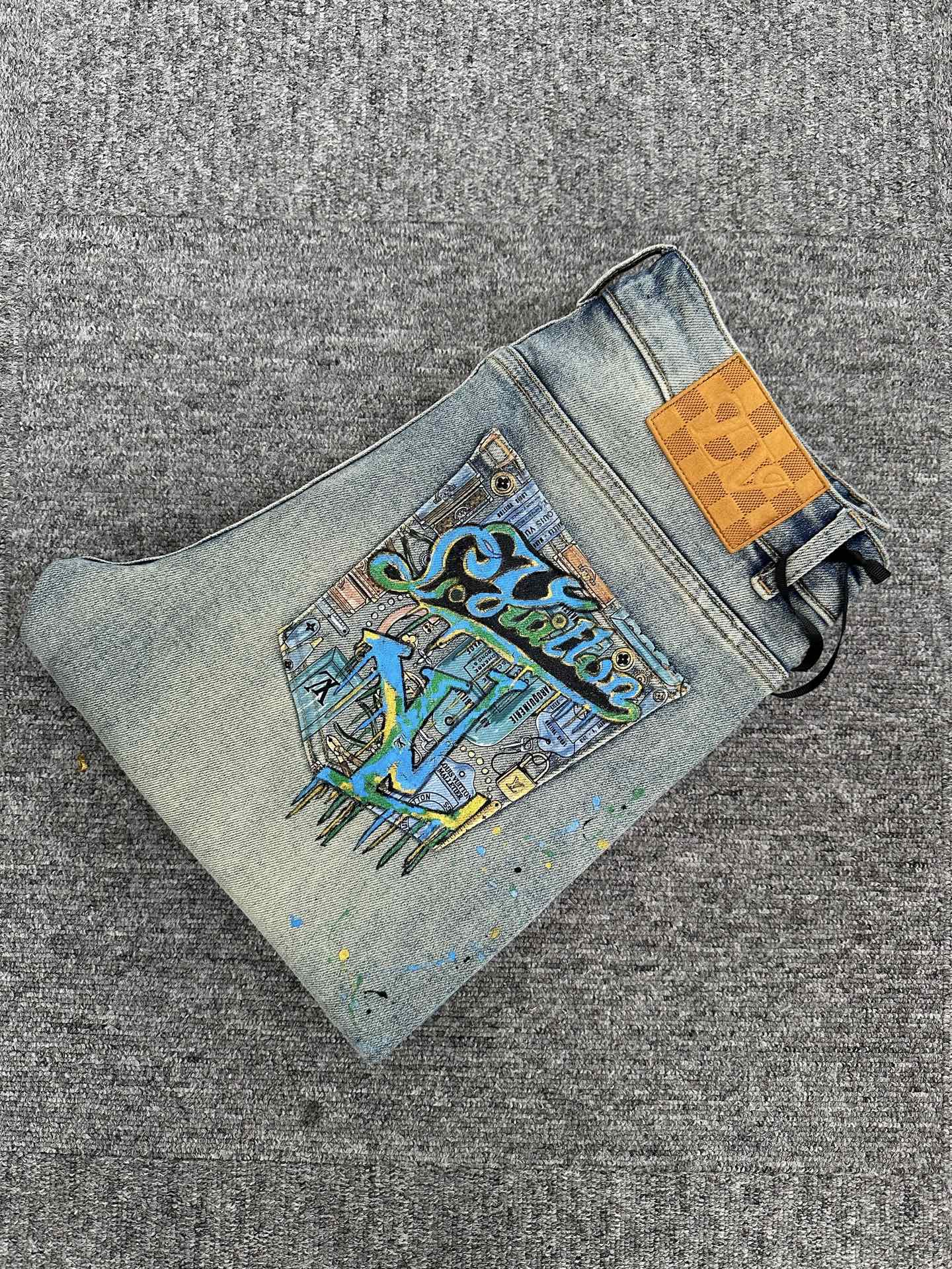 Cheap Louis Vuitton Jeans for Men in 227642, $140 USD- [IB227642] - Replica Louis Vuitton Jeans for Men