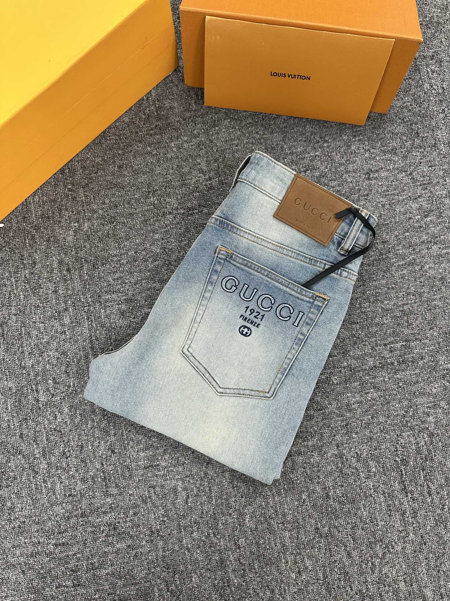 Cheap Gucci Jeans for Men in 227651, $140 USD- [IB227651] - Replica Gucci Jeans for Men
