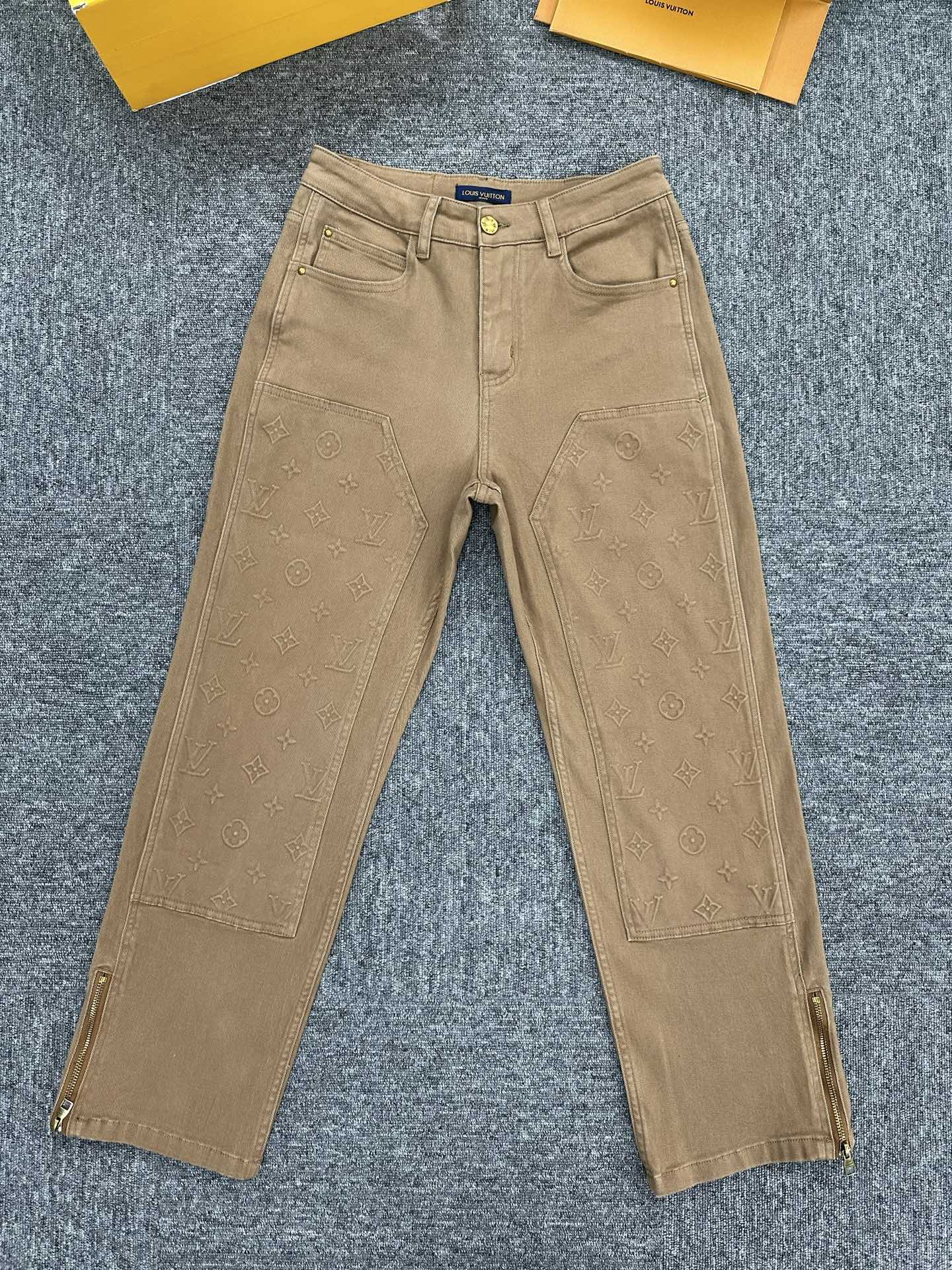 Cheap Louis Vuitton Jeans for Men in 227653, $140 USD- [IB227653] - Replica Louis Vuitton Jeans for Men