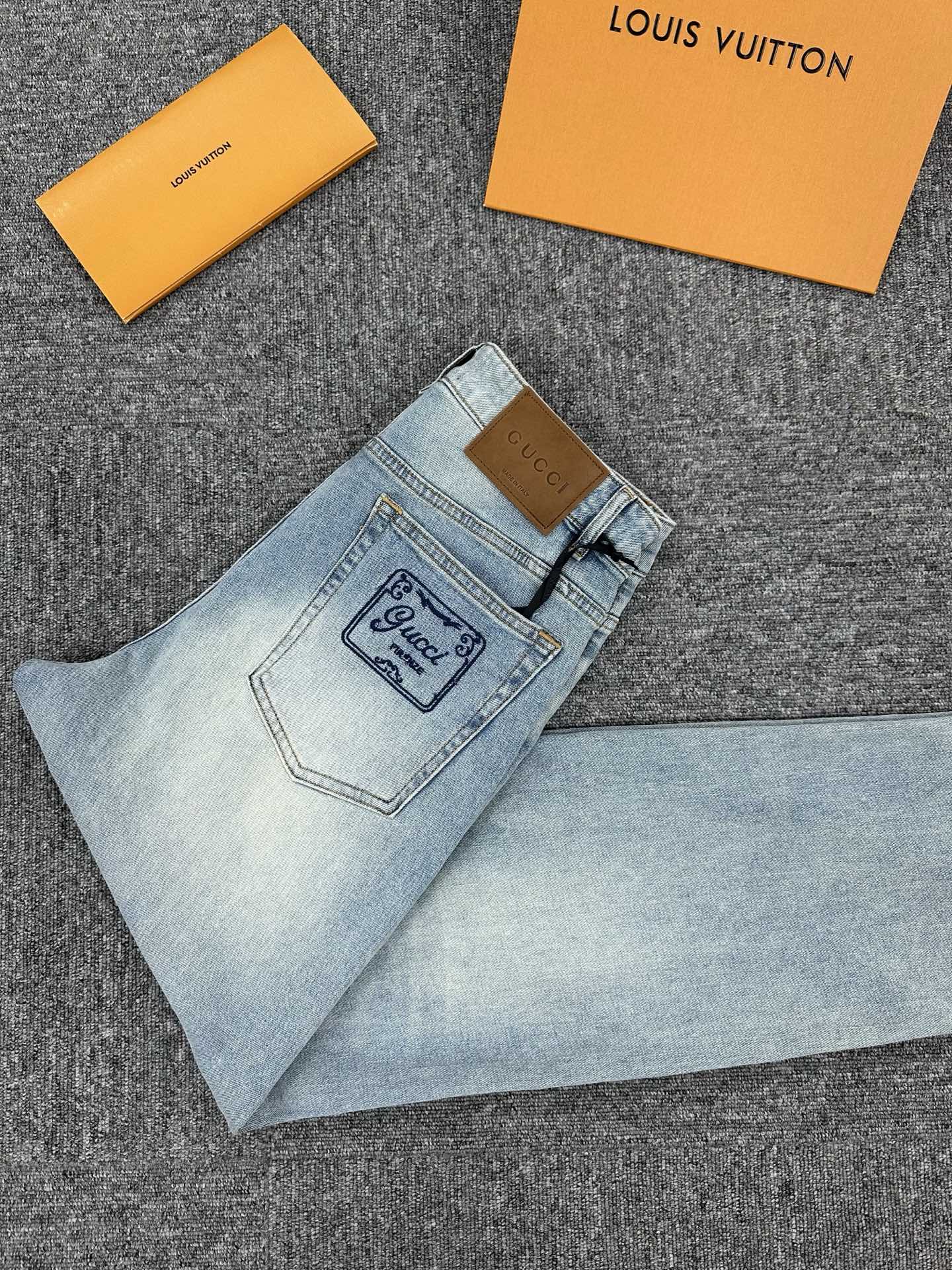 Cheap Gucci Jeans for Men in 227664, $145 USD- [IB227664] - Replica Gucci Jeans for Men