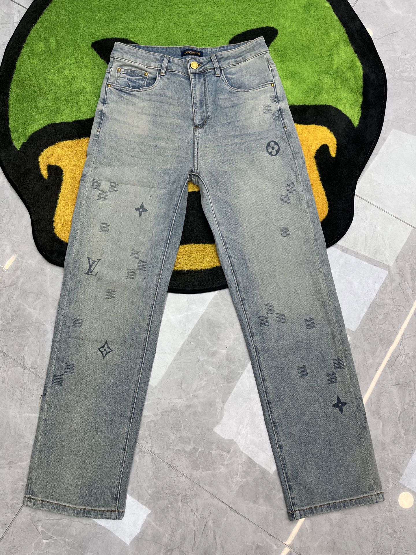 Cheap Louis Vuitton Jeans for Men in 227667, $155 USD- [IB227667] - Replica Louis Vuitton Jeans for Men