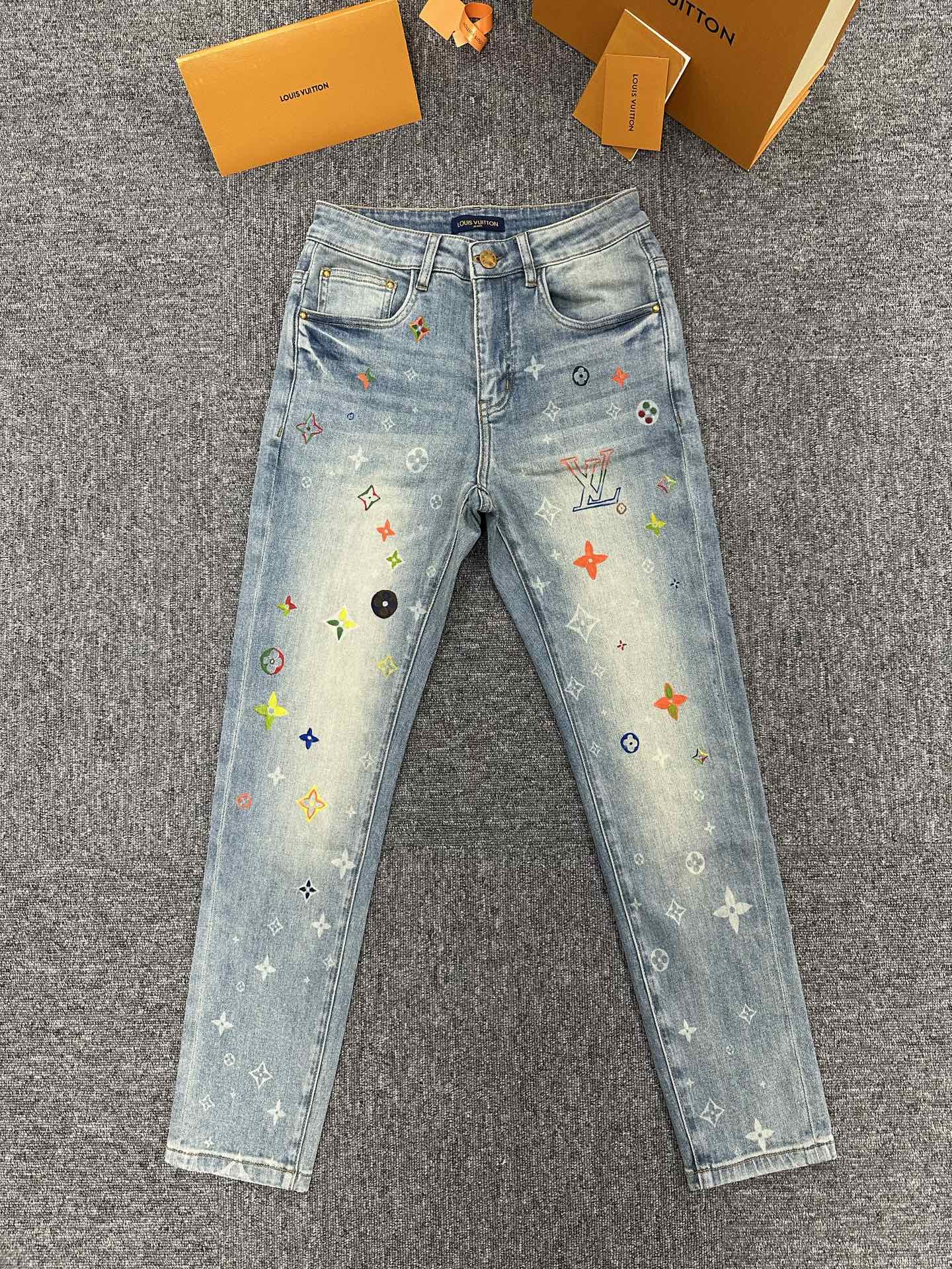 Cheap Louis Vuitton Jeans for Men in 227672, $140 USD- [IB227672] - Replica Louis Vuitton Jeans for Men