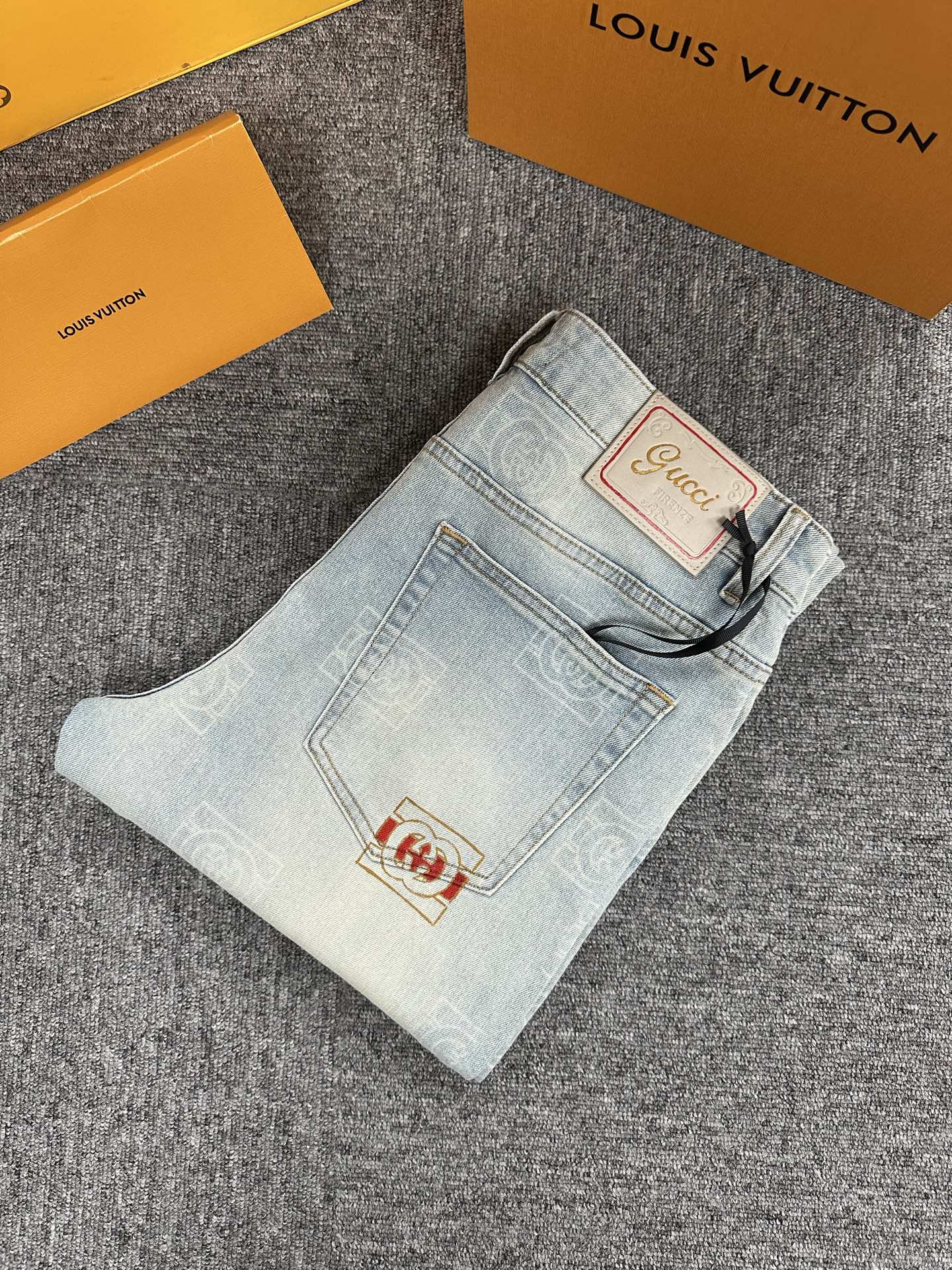 Cheap Gucci Jeans for Men in 227675, $125 USD- [IB227675] - Replica Gucci Jeans for Men