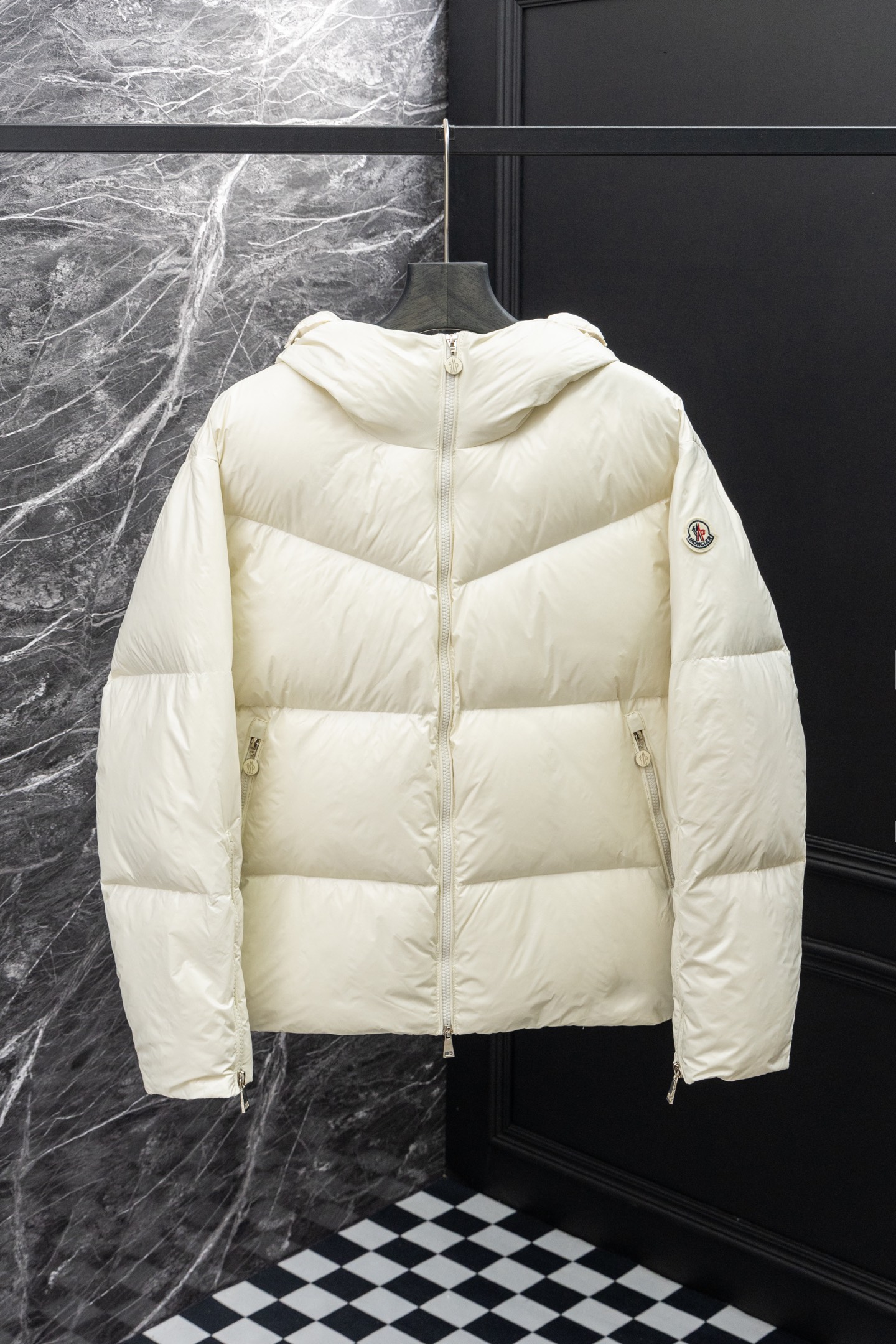 Cheap Moncle Thick Coats For Women in 227687, $150 USD- [IB227687] - Replica Moncle Thick Coats For Women