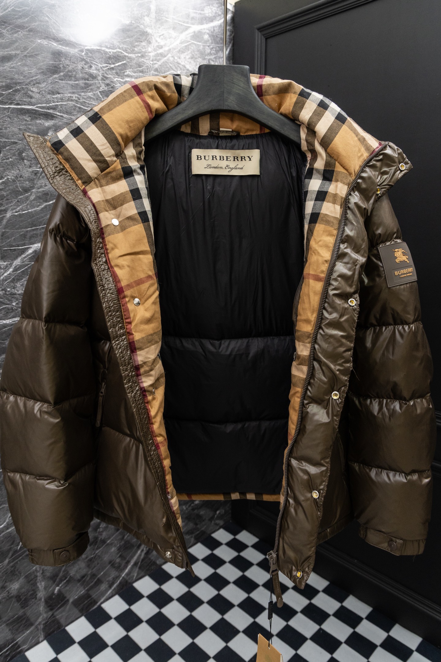 Cheap Burberry Trench Coats For Men in 227691, $160 USD- [IB227691] - Replica Burberry Trench Coats For Men