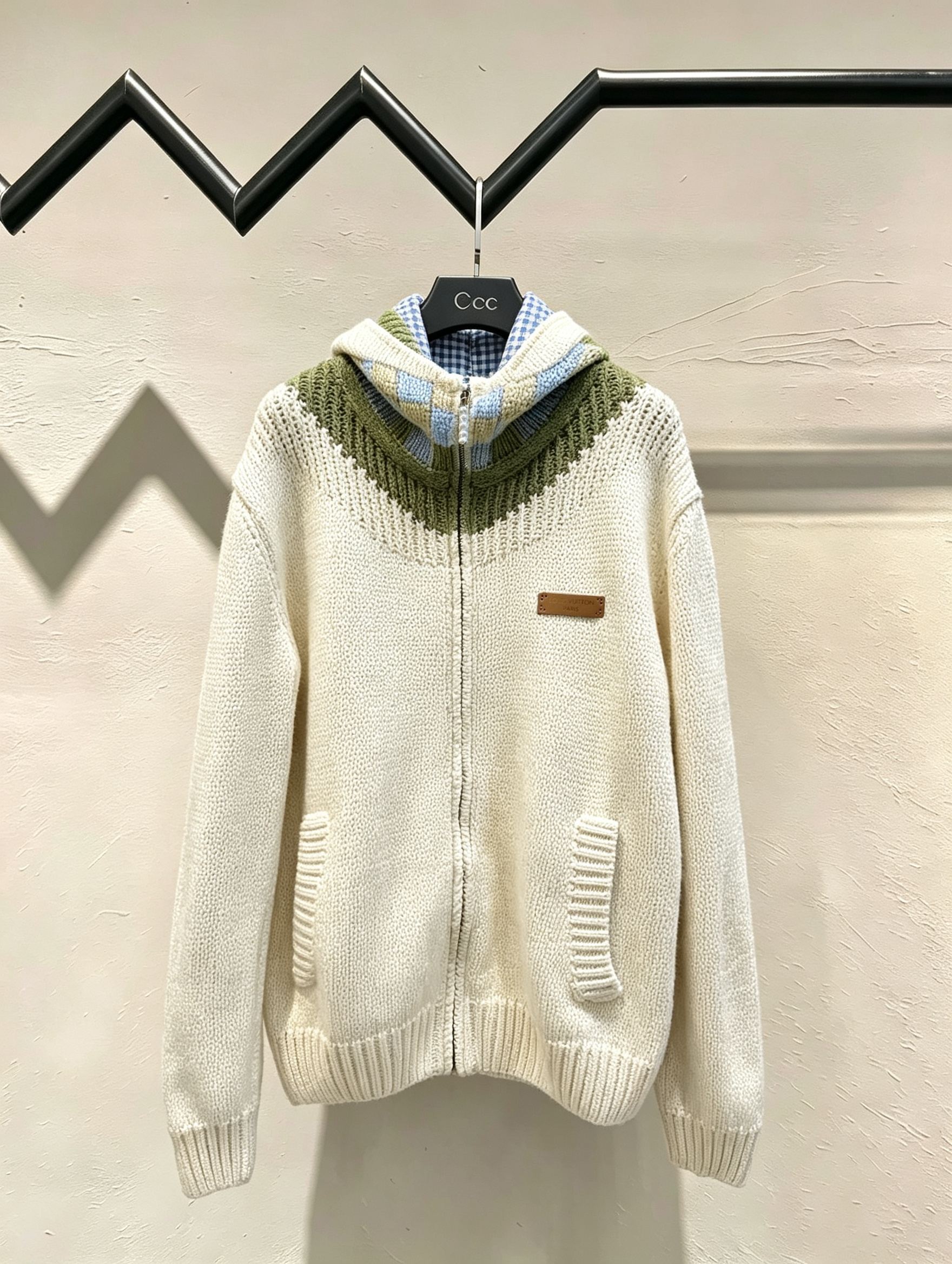 Cheap Louis Vuitton  Sweaters for Men in 227874, $120 USD- [IB227874] - Replica Louis Vuitton  Sweaters for Men