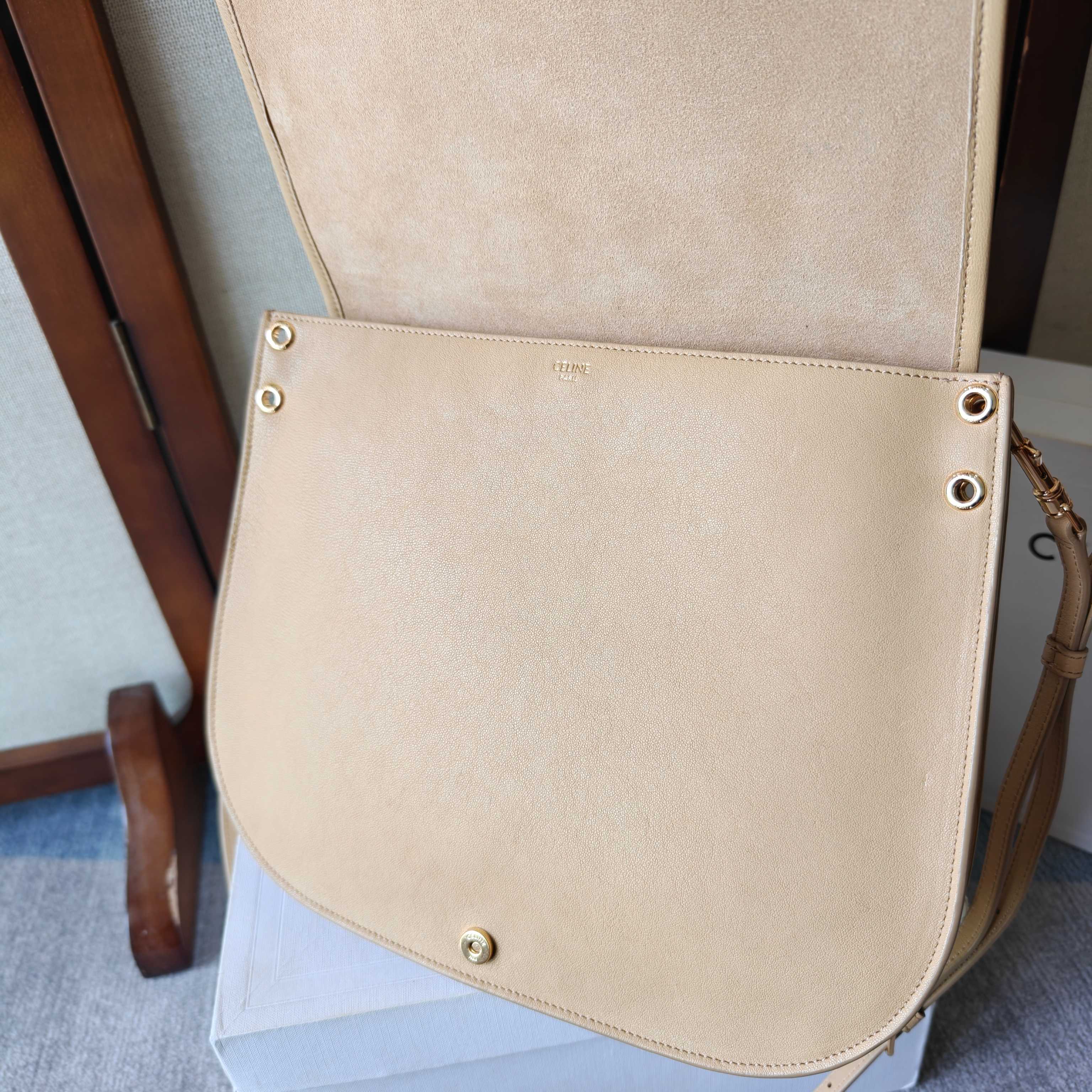 Cheap CELINE AAA Quality Handbags in 227945, $150 USD- [IB227945] - Replica CELINE AAA Quality Handbags