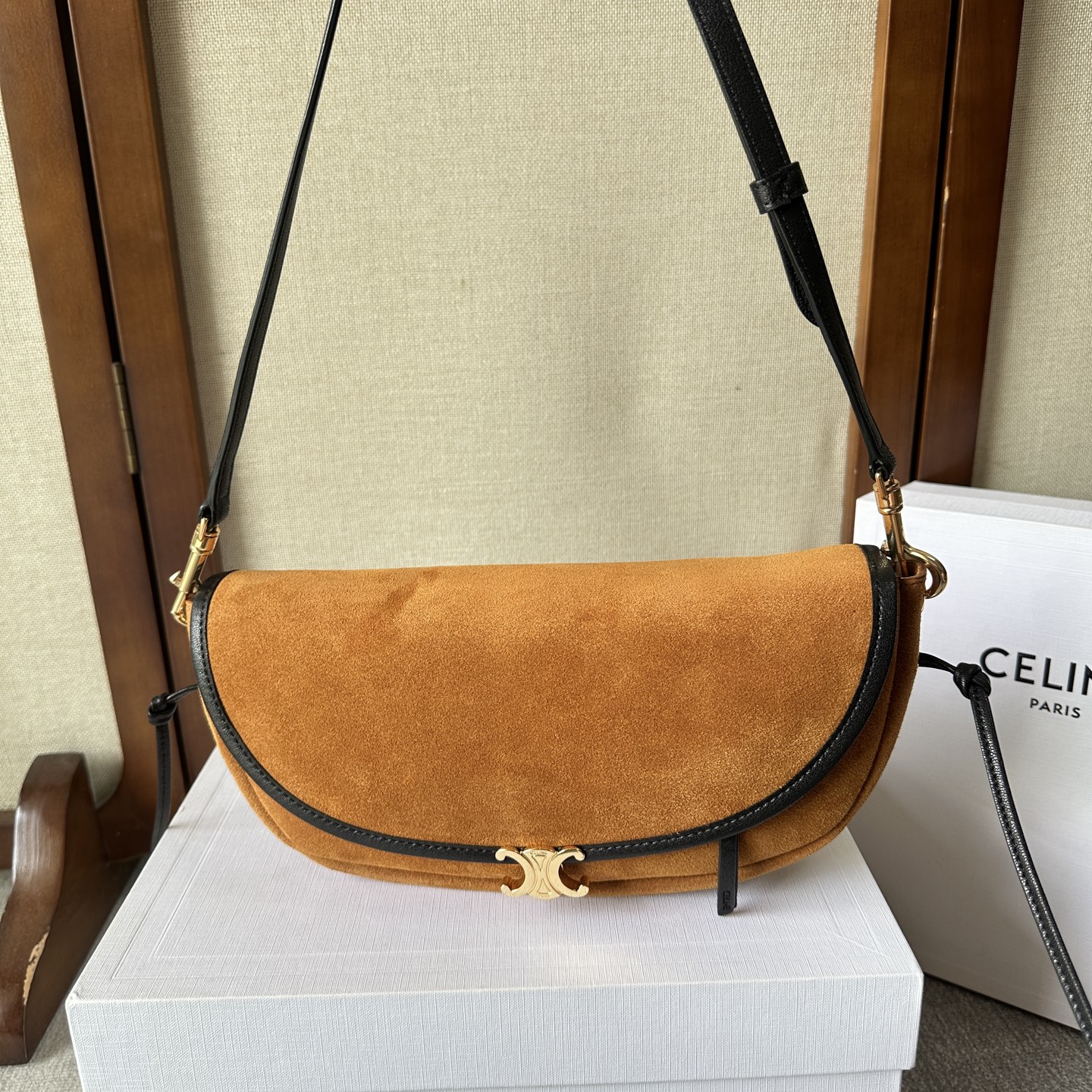 Cheap CELINE AAA Quality Handbags in 227950, $150 USD- [IB227950] - Replica CELINE AAA Quality Handbags