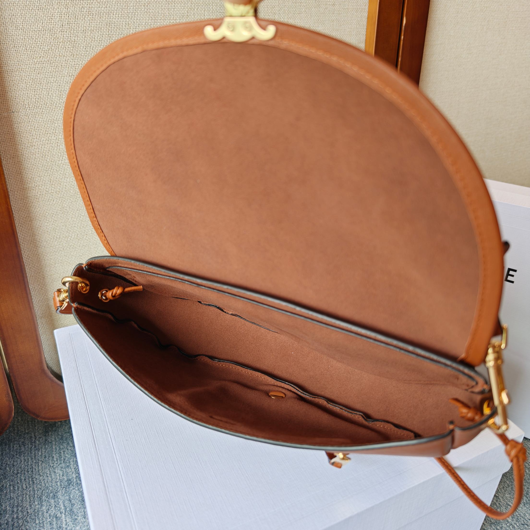 Cheap CELINE AAA Quality Handbags in 227954, $150 USD- [IB227954] - Replica CELINE AAA Quality Handbags