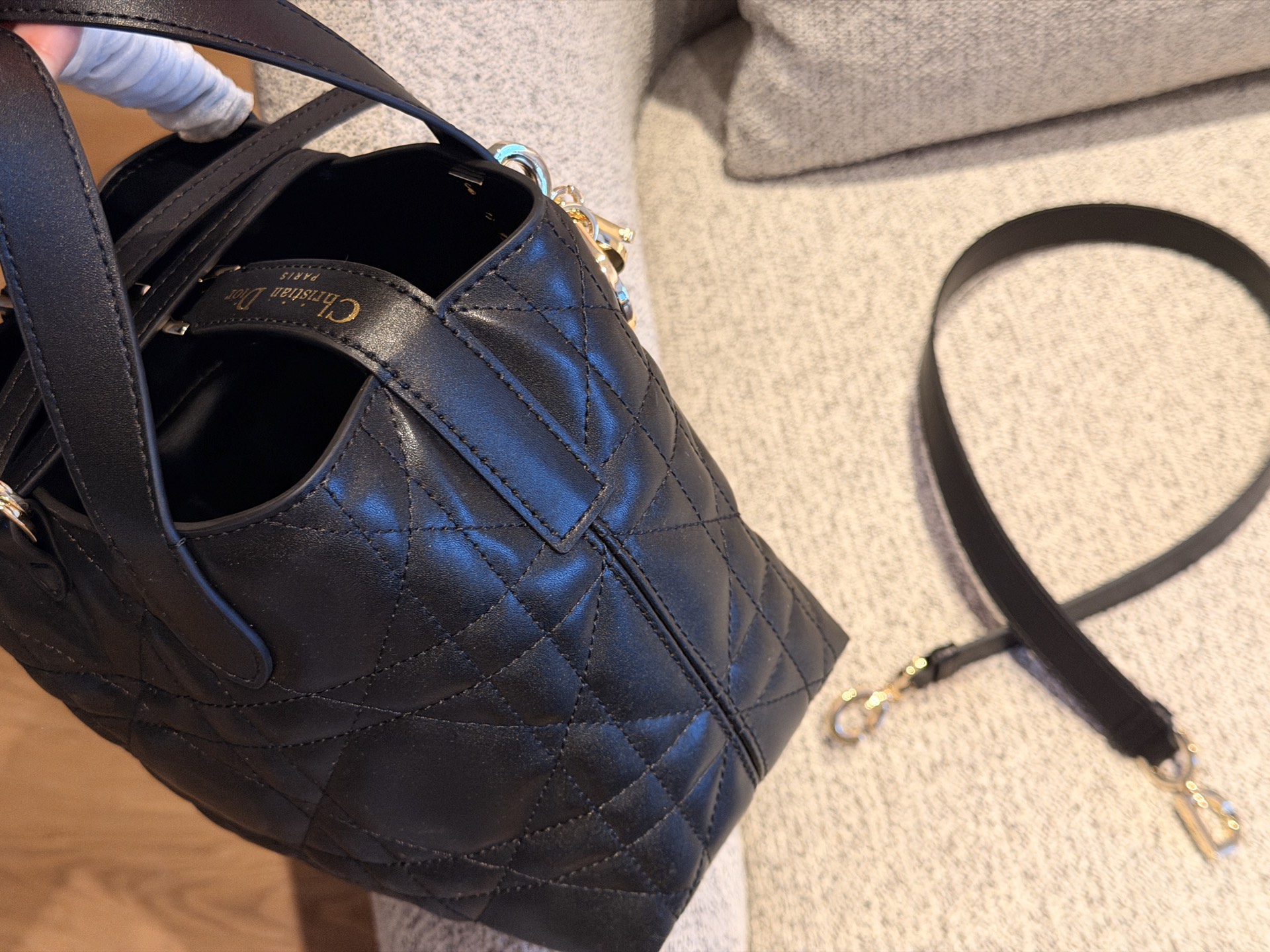 Cheap Dior AAA Quality Handbags in 227959, $95 USD- [IB227959] - Replica Dior AAA Quality Handbags