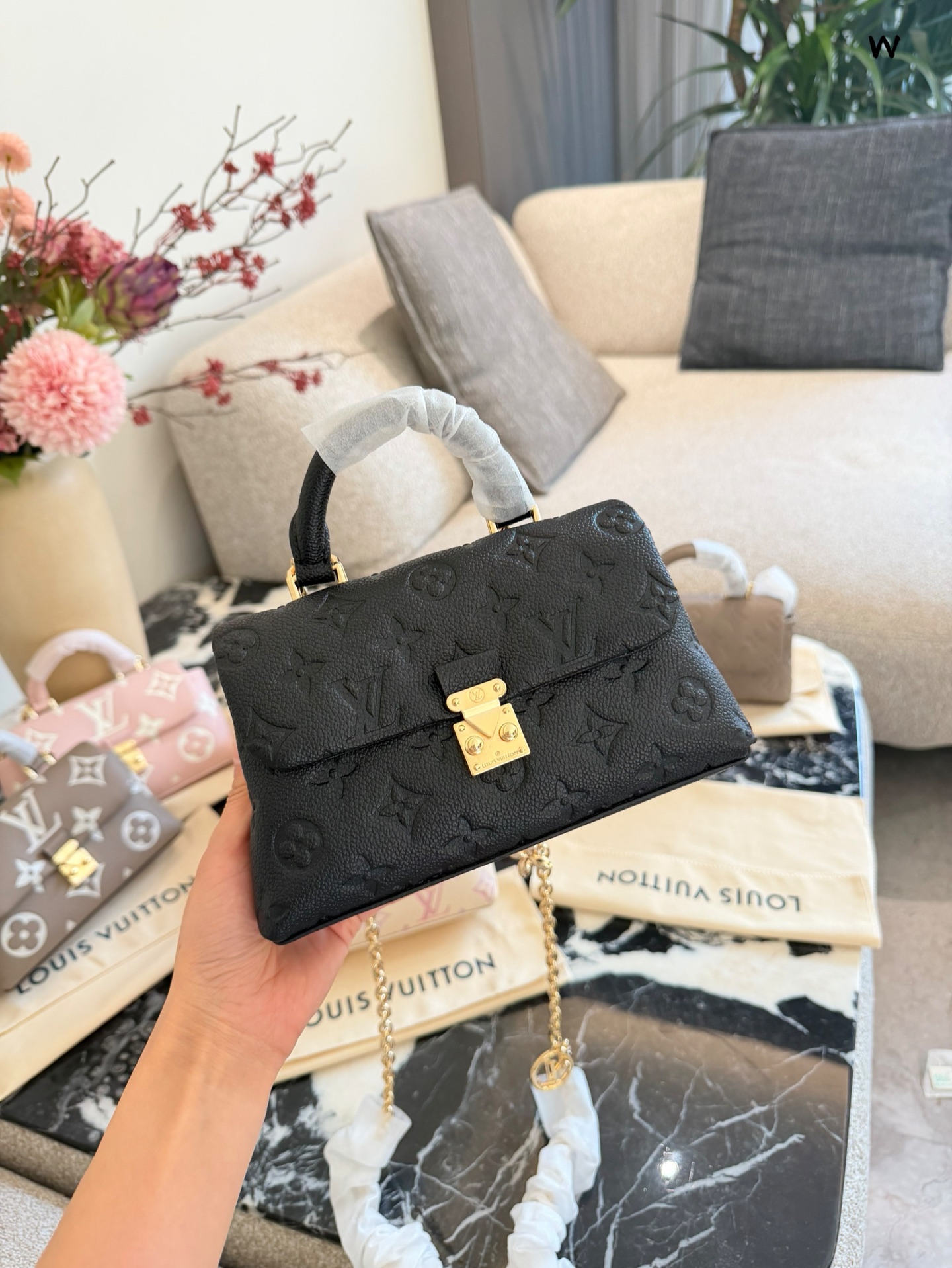 Cheap Louis Vuitton AAA Quality Handbags in 227975, $55 USD- [IB227975] - Replica Louis Vuitton AAA Quality Handbags
