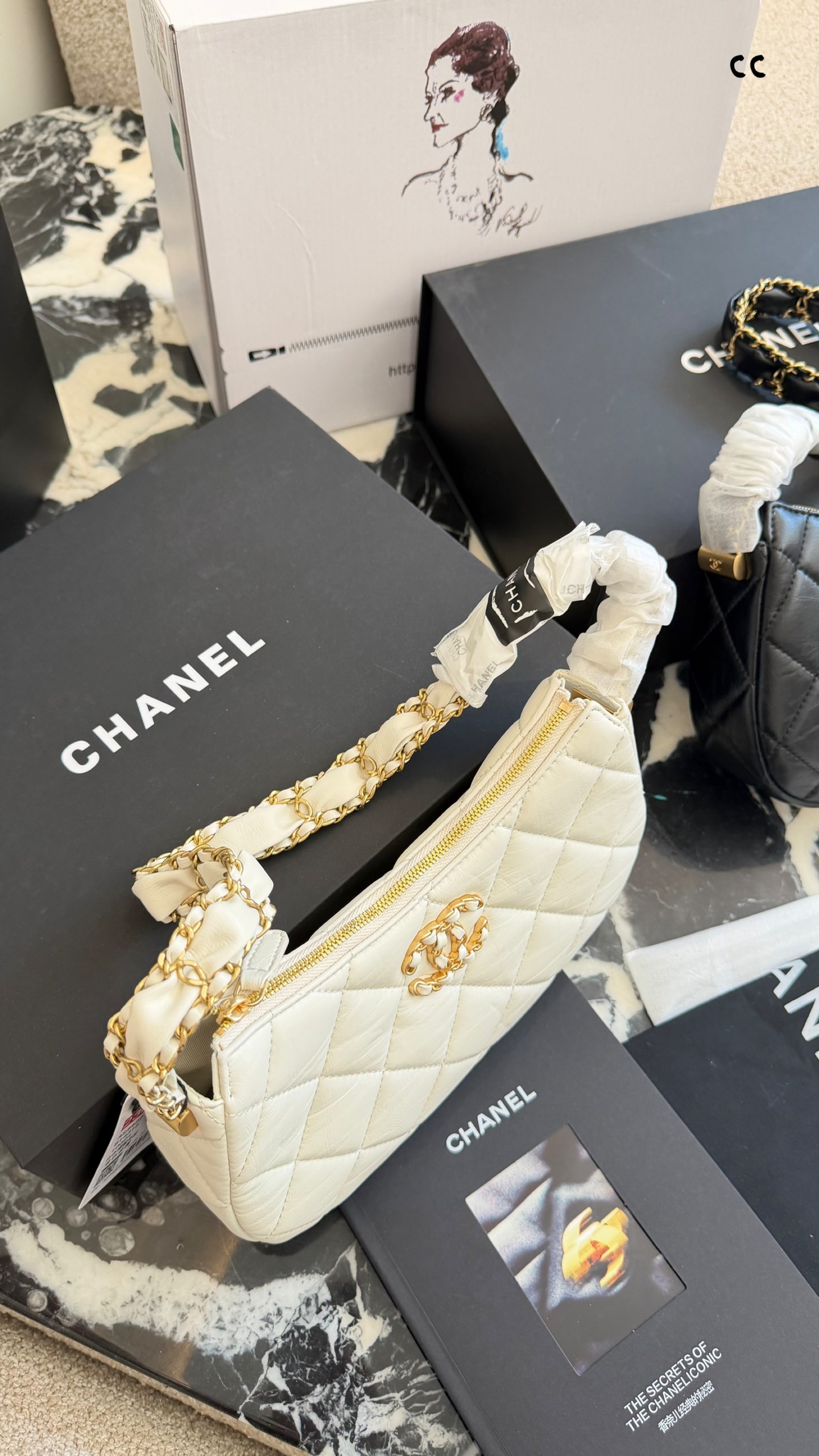 Cheap Chanel AAA quality Handbags in 227985, $70 USD- [IB227985] - Replica Chanel AAA quality Handbags