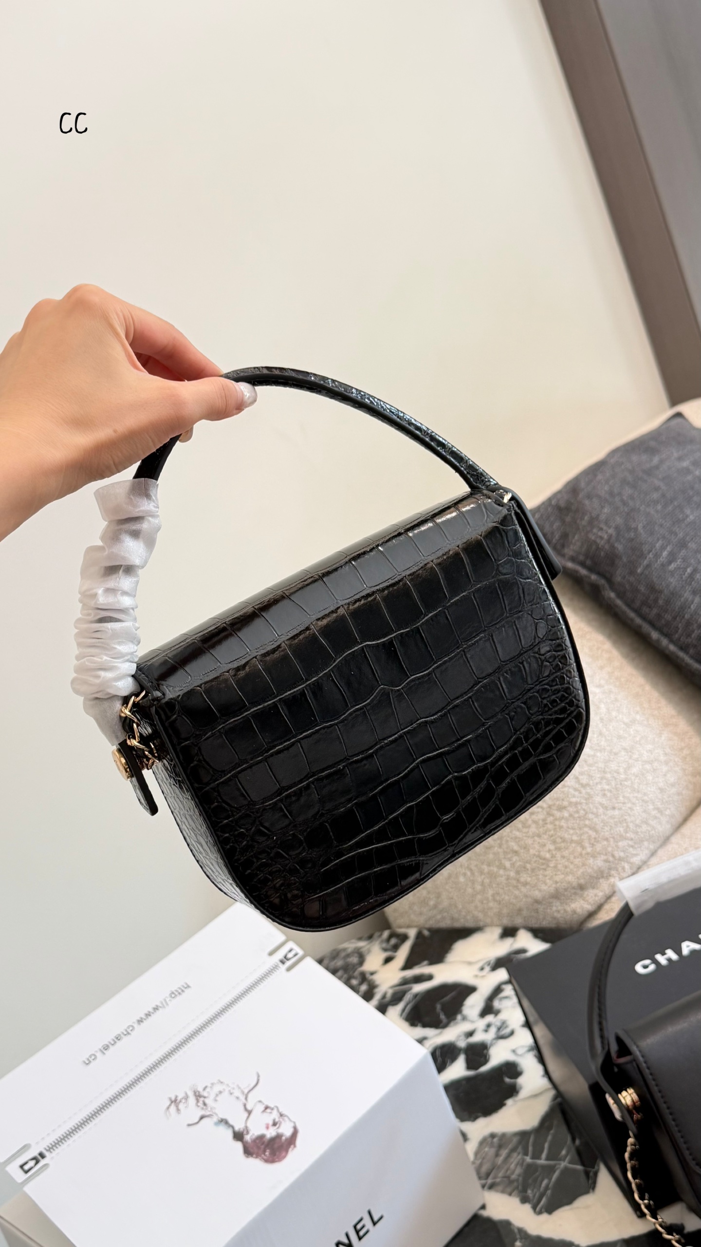 Cheap Chanel AAA quality Handbags in 227987, $70 USD- [IB227987] - Replica Chanel AAA quality Handbags