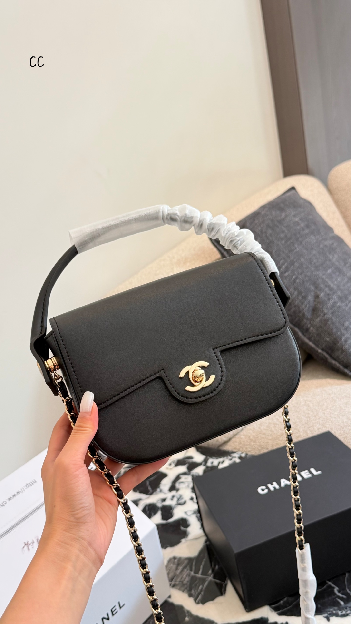 Cheap Chanel AAA quality Handbags in 227989, $70 USD- [IB227989] - Replica Chanel AAA quality Handbags