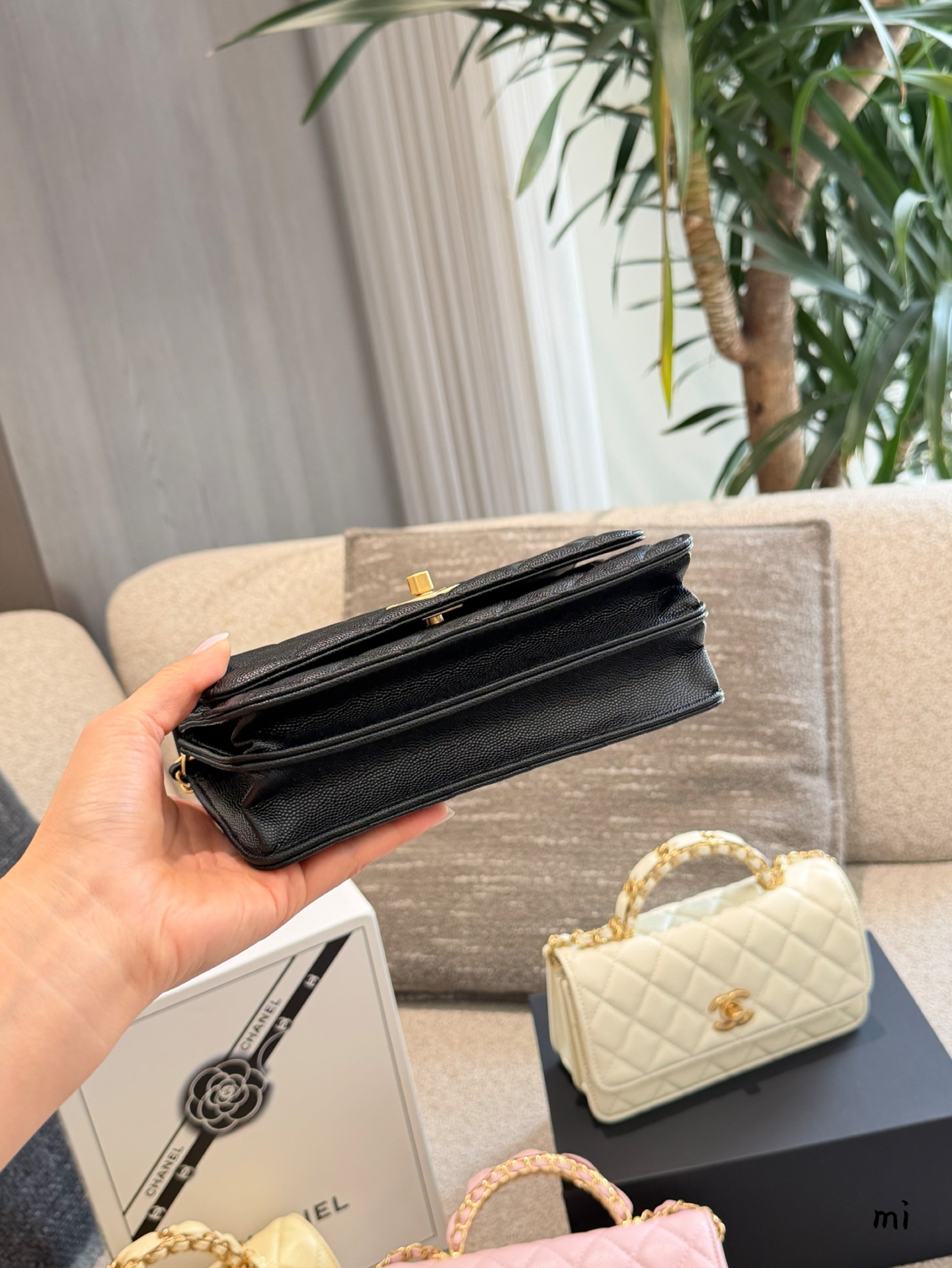 Cheap Chanel AAA quality Handbags in 228000, $60 USD- [IB228000] - Replica Chanel AAA quality Handbags